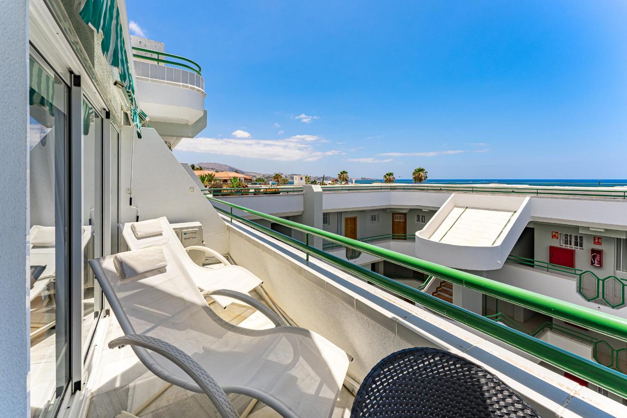 In Complex Altamira With Direct Ocean View Apartamento