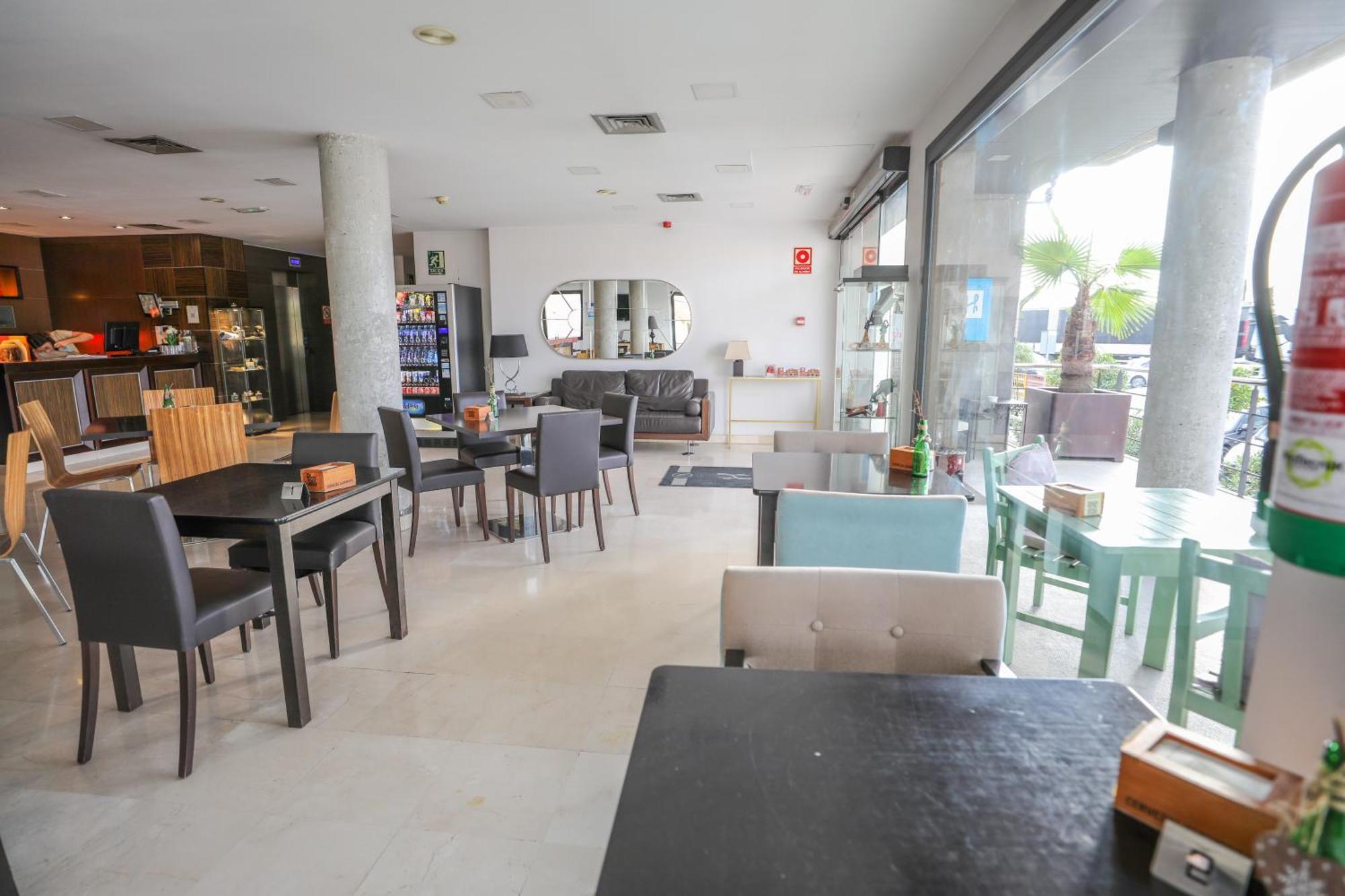 Hotel Yit Conquista De Granada Peligros