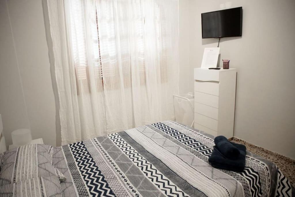 Amplia Casa 5 En Santa Cruz Con Zona Trabajar * Santa Cruz de Tenerife