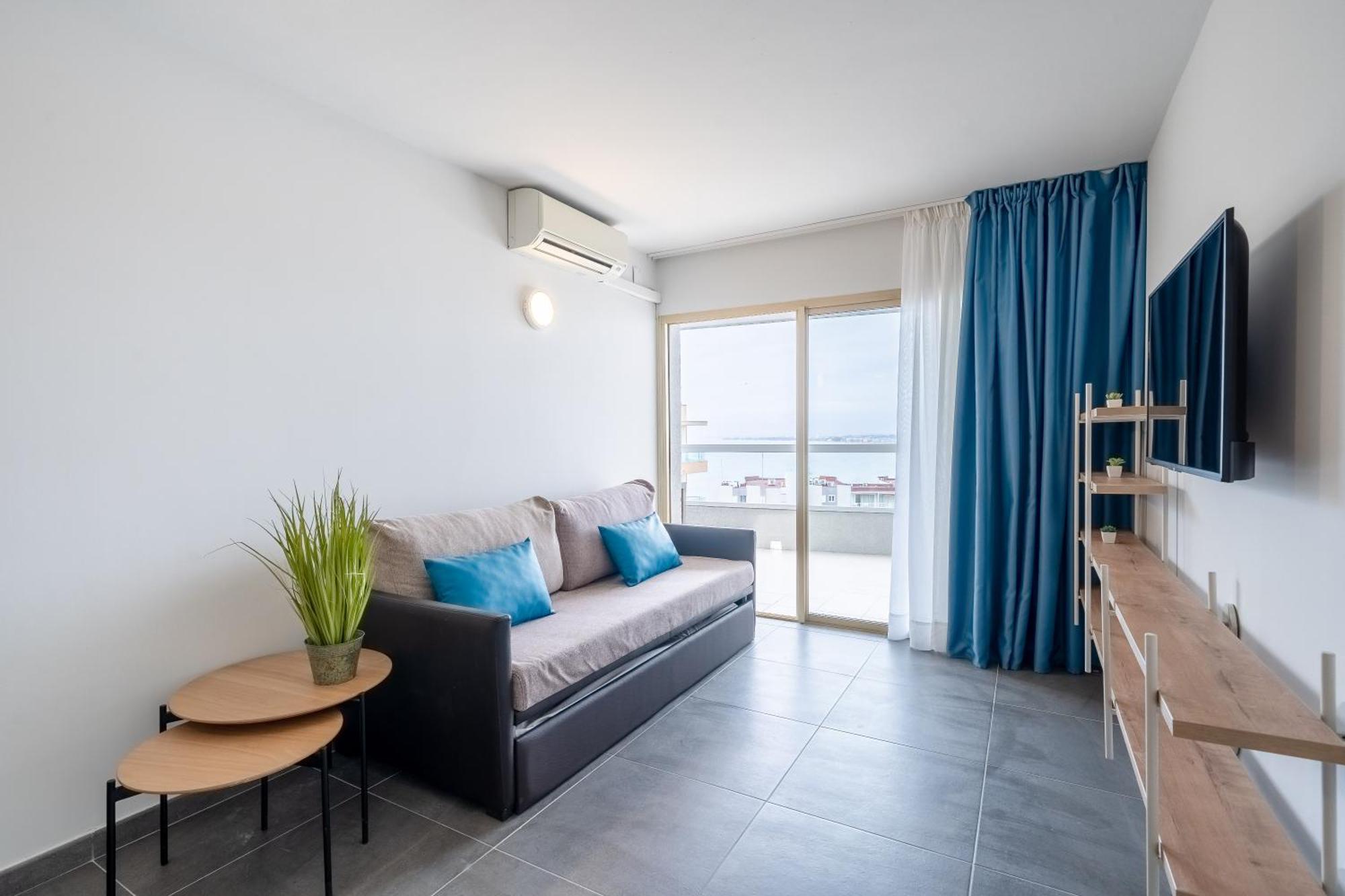 Rentalmar Blue & Pool Apartamento Salou