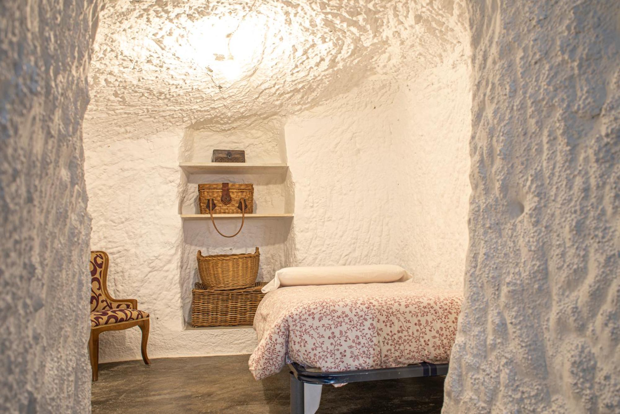La Cueva De La Abuela Cenes De La Vega