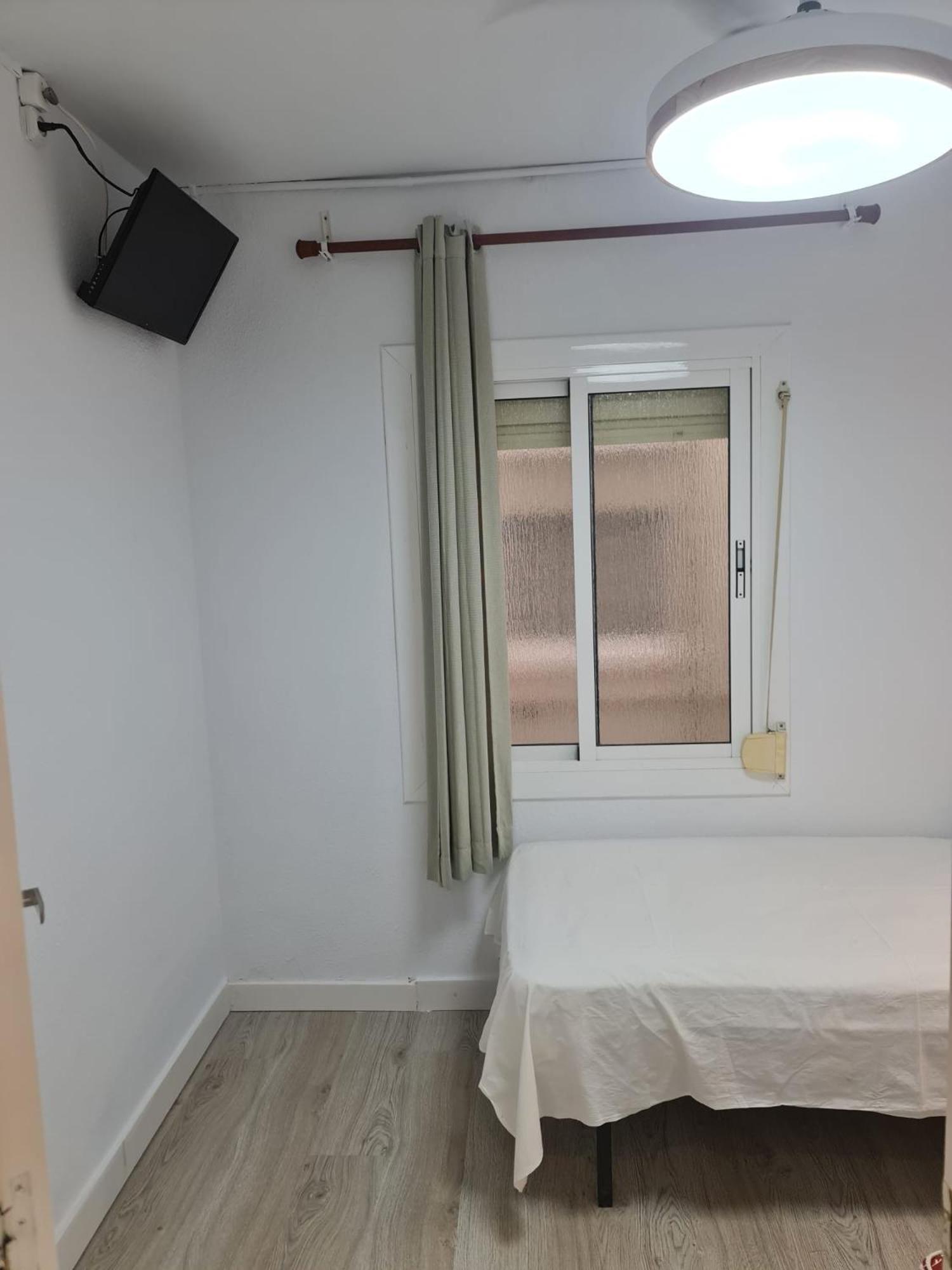 Alojamiento Buxeres * L'Hospitalet de Llobregat