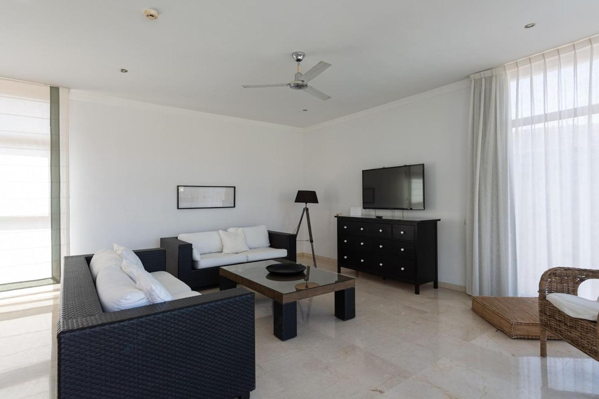 Tauro Deluxe Villa La Playa de Tauro