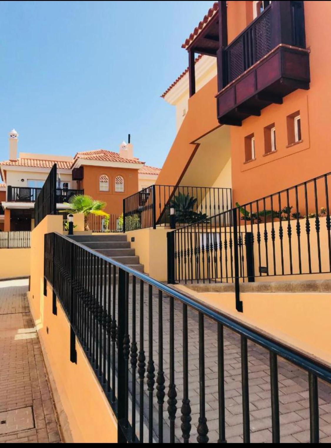 Selena Luxury Monte Carrera