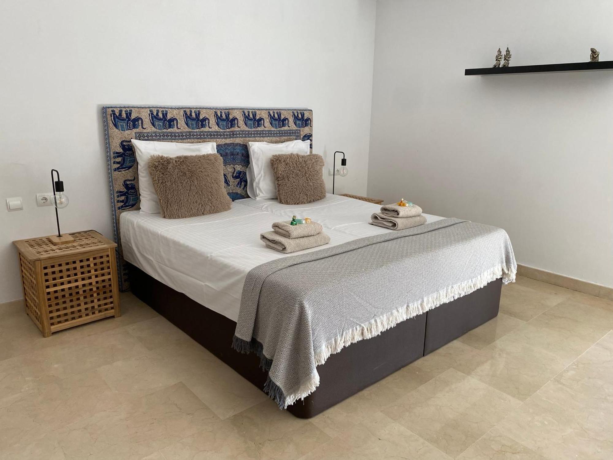 Manana Bed & Breakfast 3*