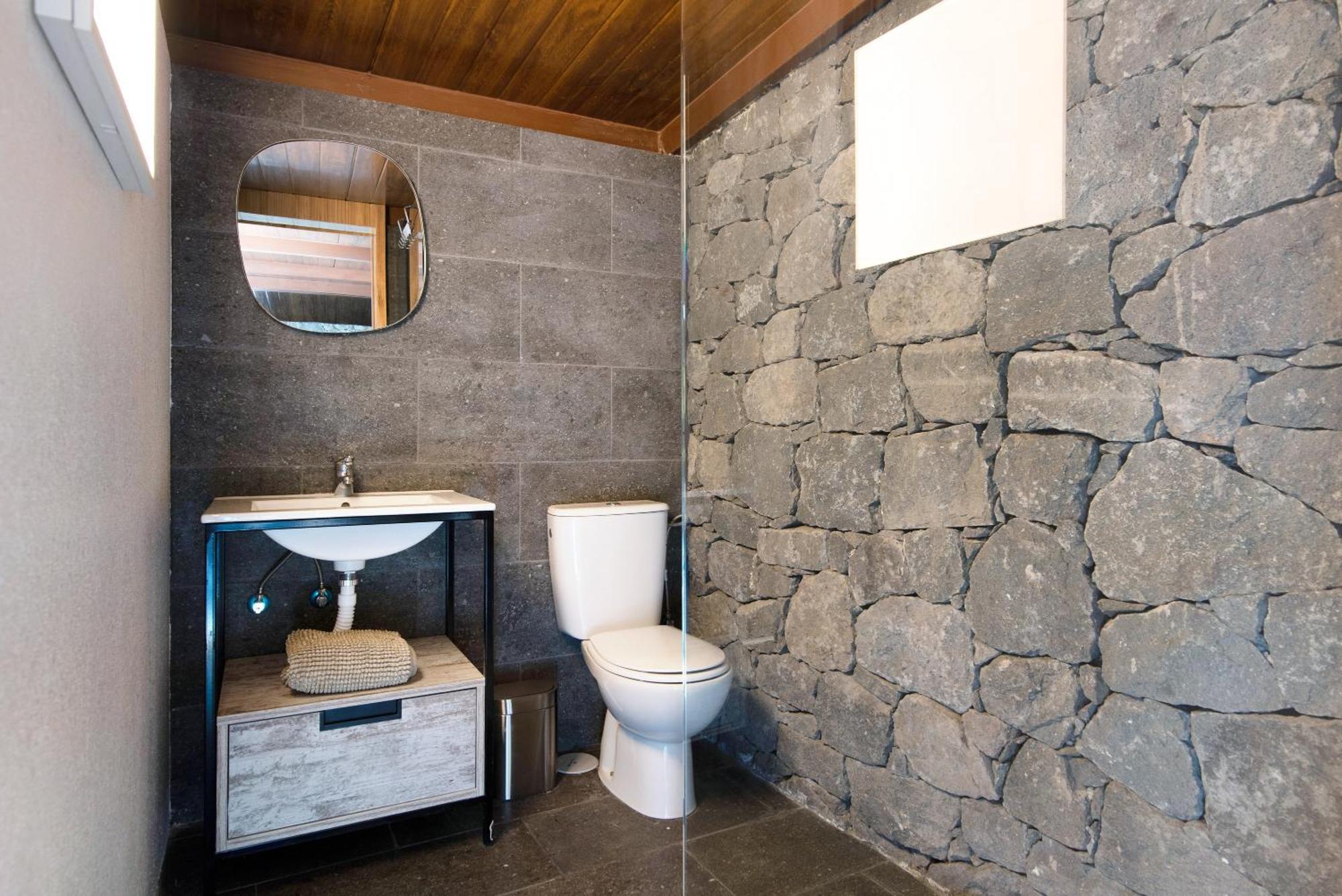 La Casita De La Orilla De Penate * Santa Brigida (Gran Canaria)