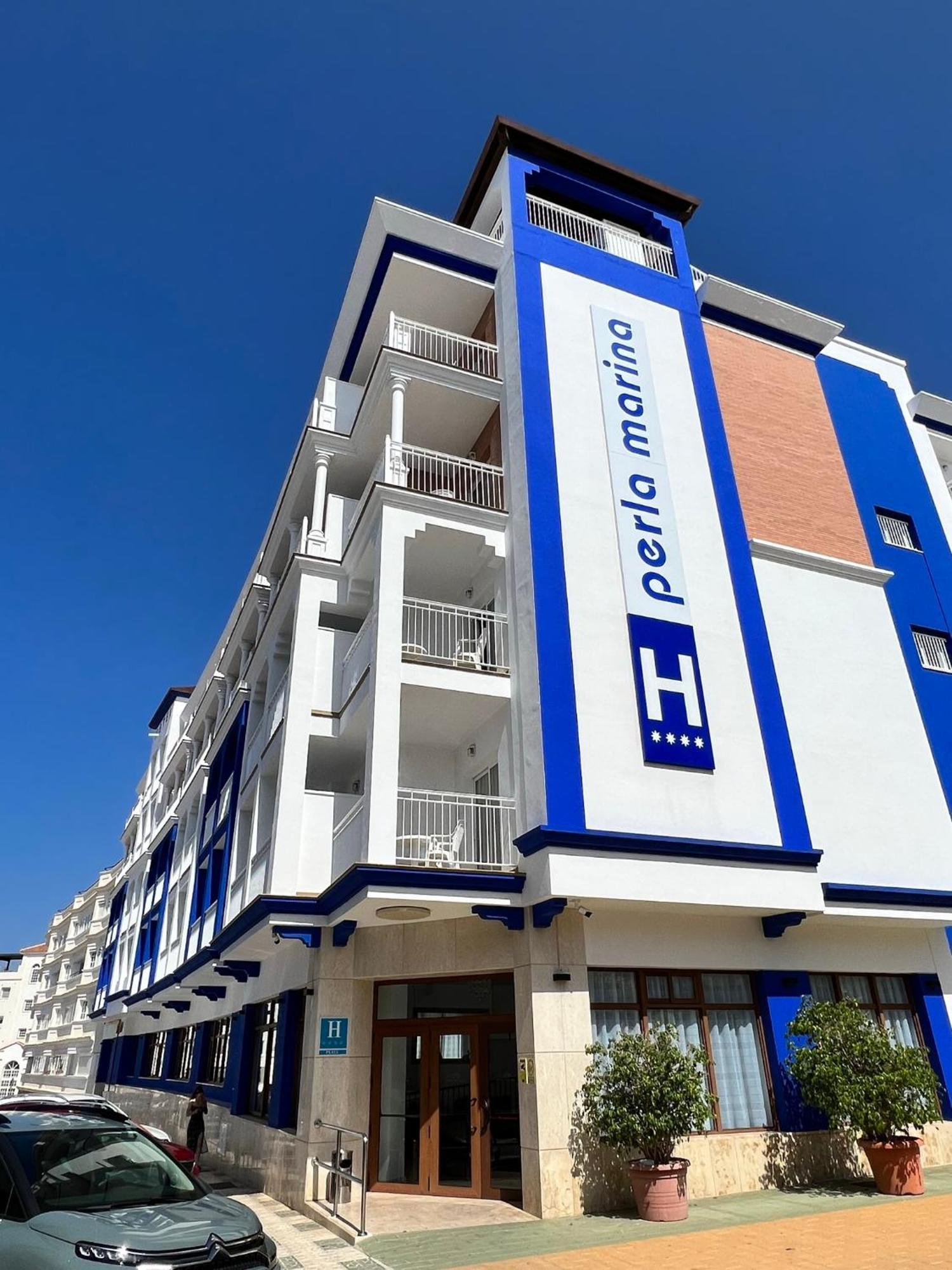 Perla Marina Hotel