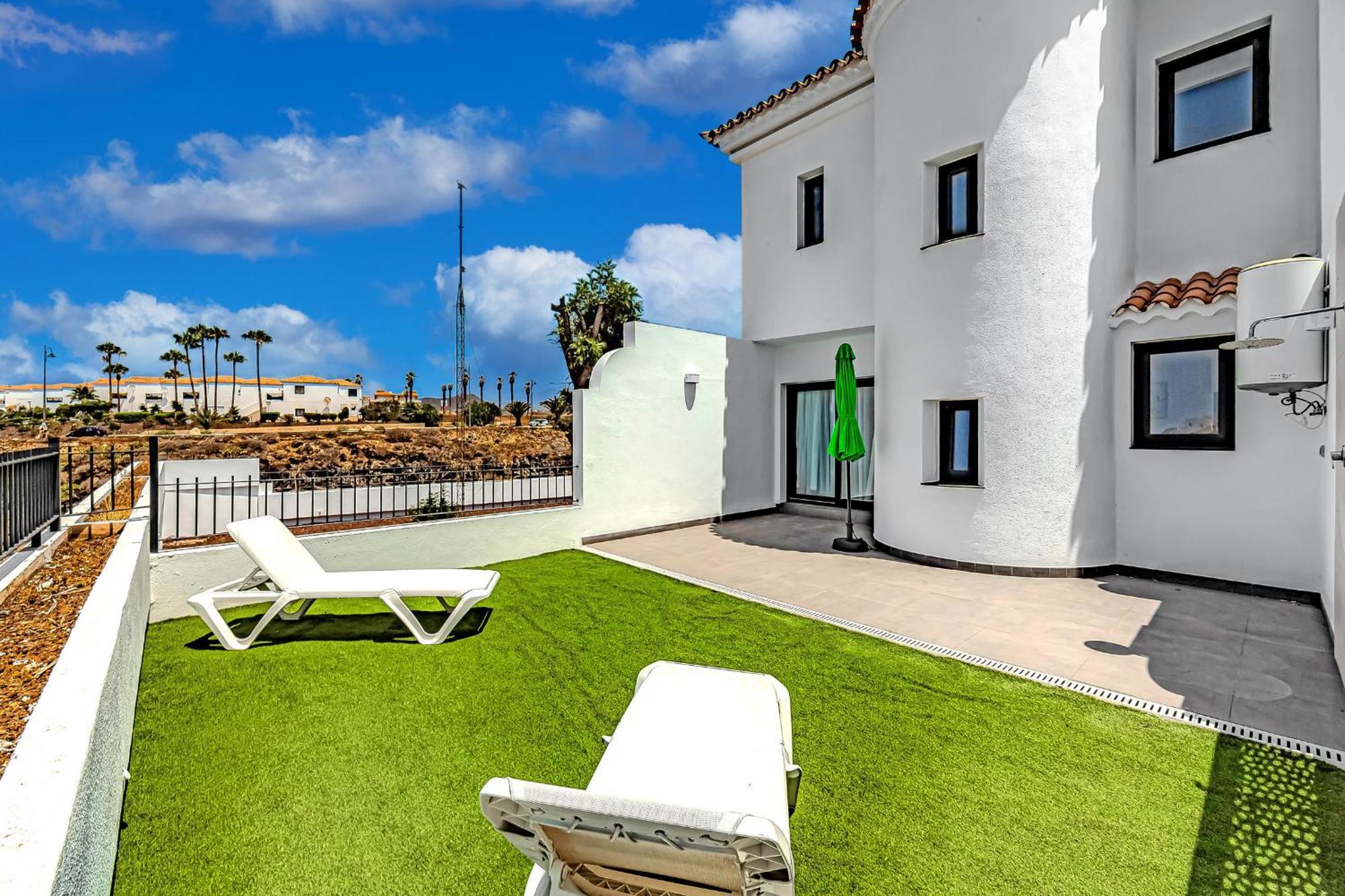 Ocean Boulevard Golf Del Sur Tenerife Apartahotel *