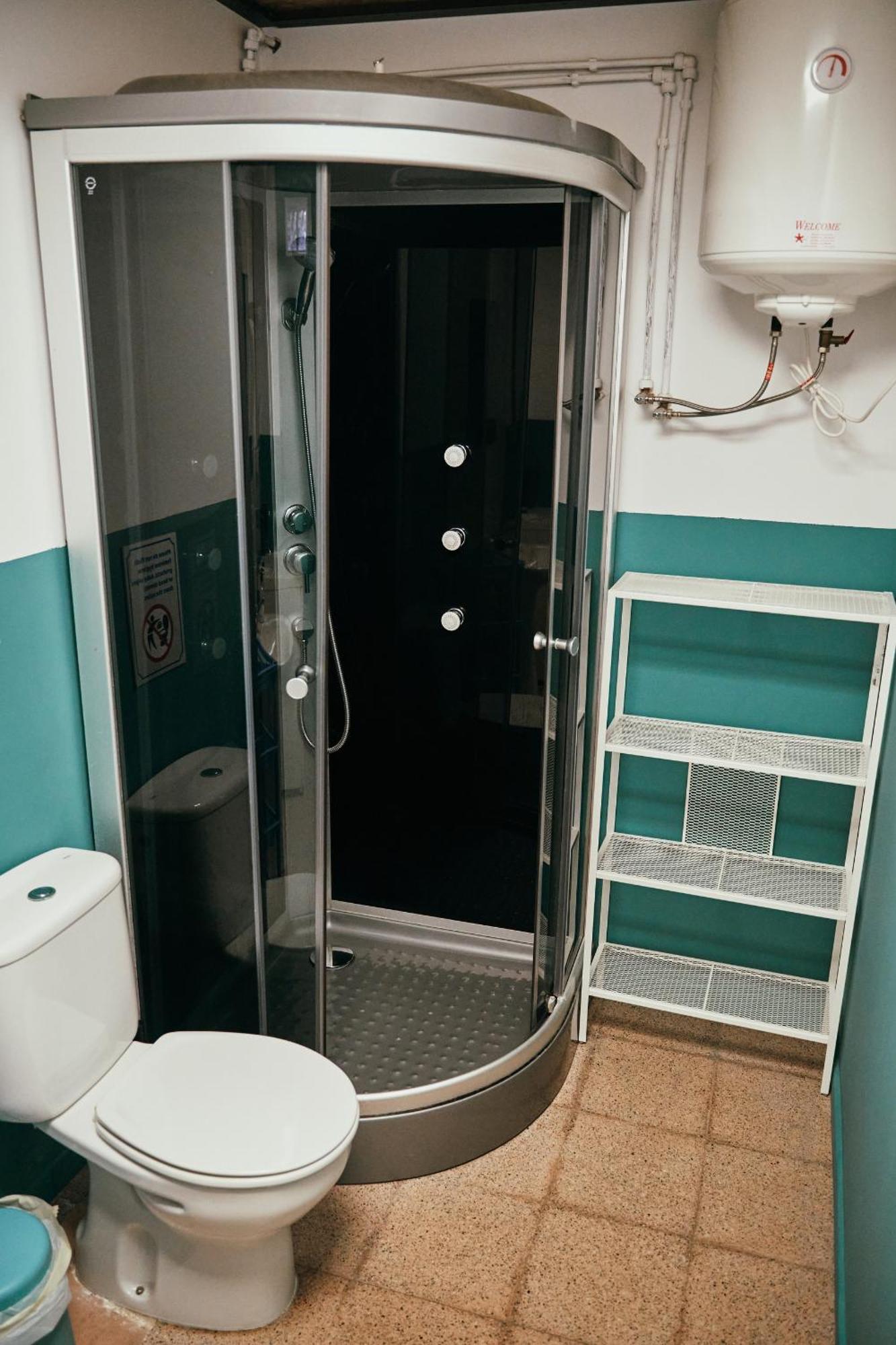 Loft Group Hostal *