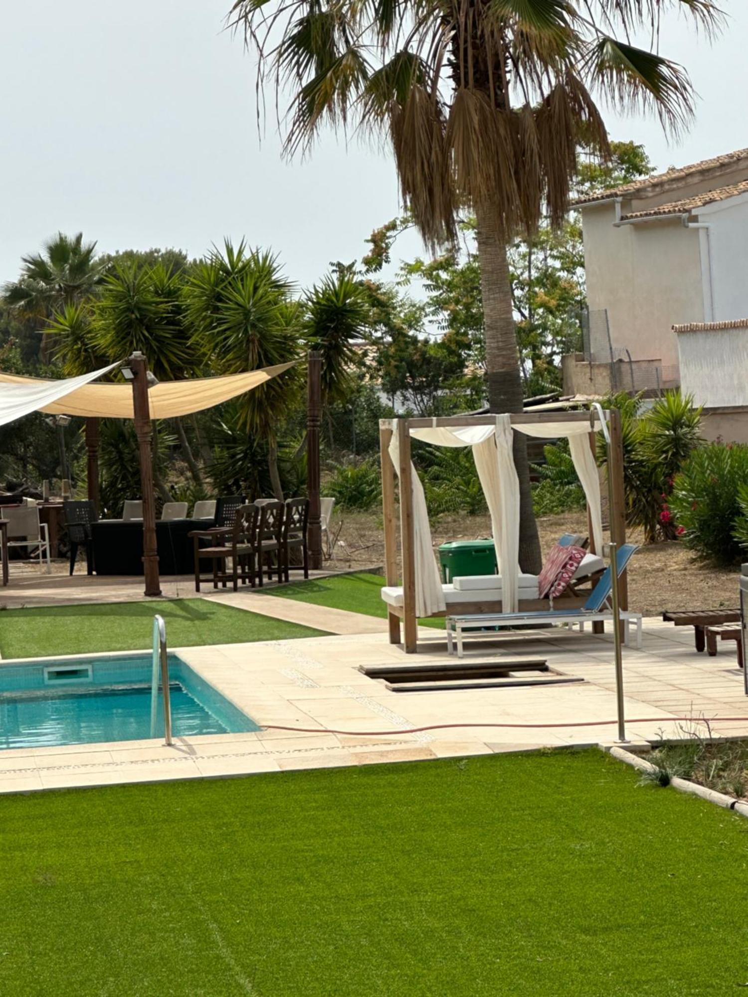 Port D'andratx Beautiful House, Swimming Pool & Jacuzzi 10-22 People