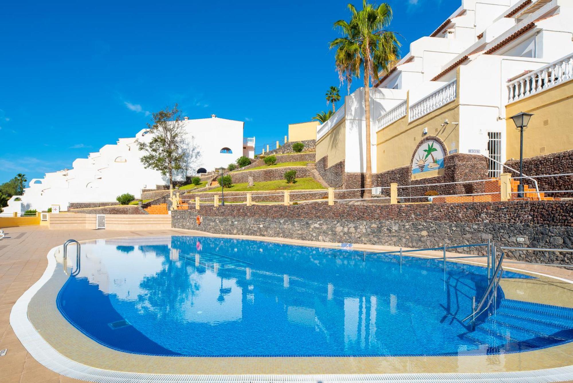 Sunny Oasis Getaway Apartamento