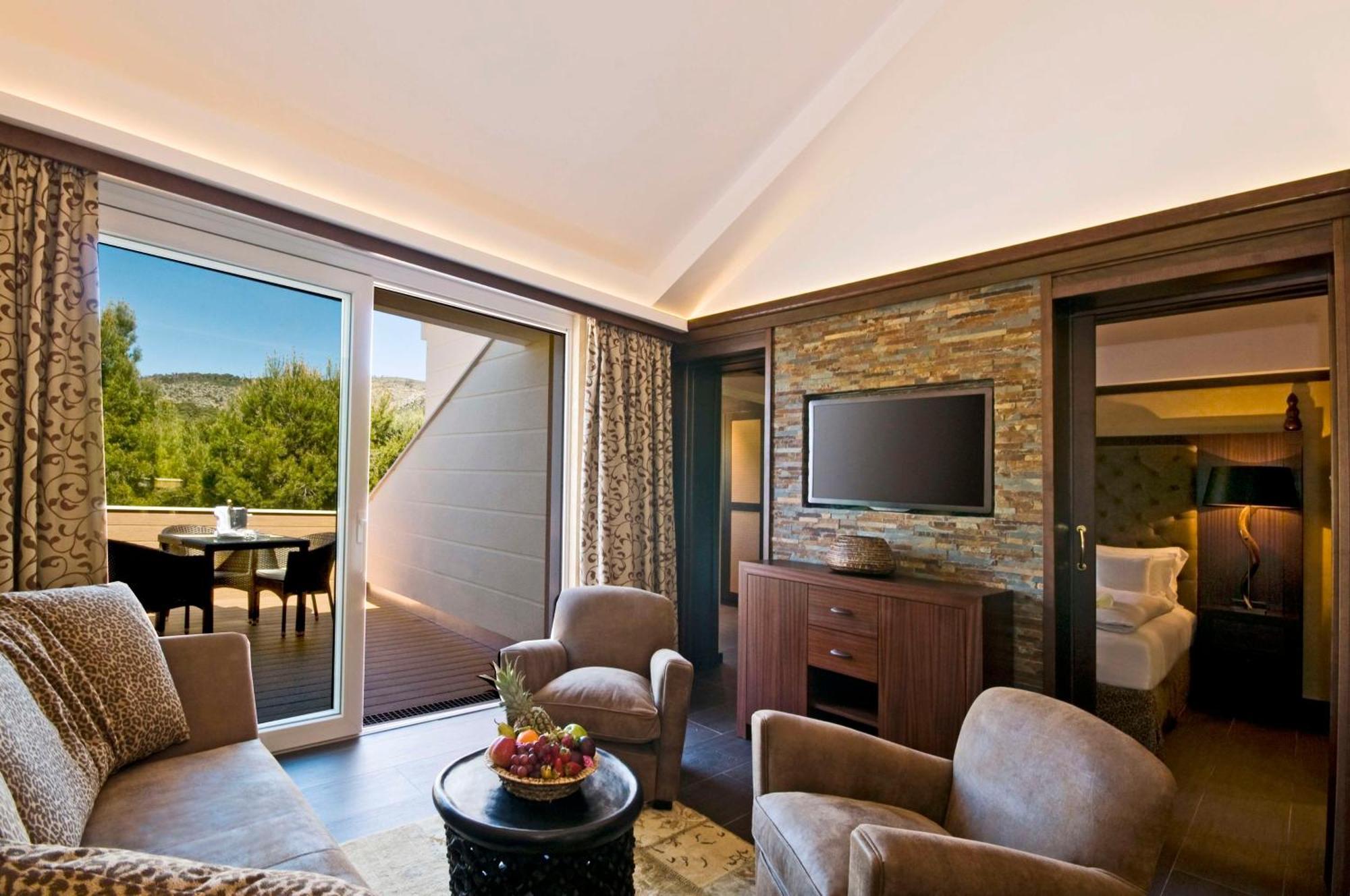 Resort Lindner Mallorca Portals Nous, Part Of Jdv By Hyatt