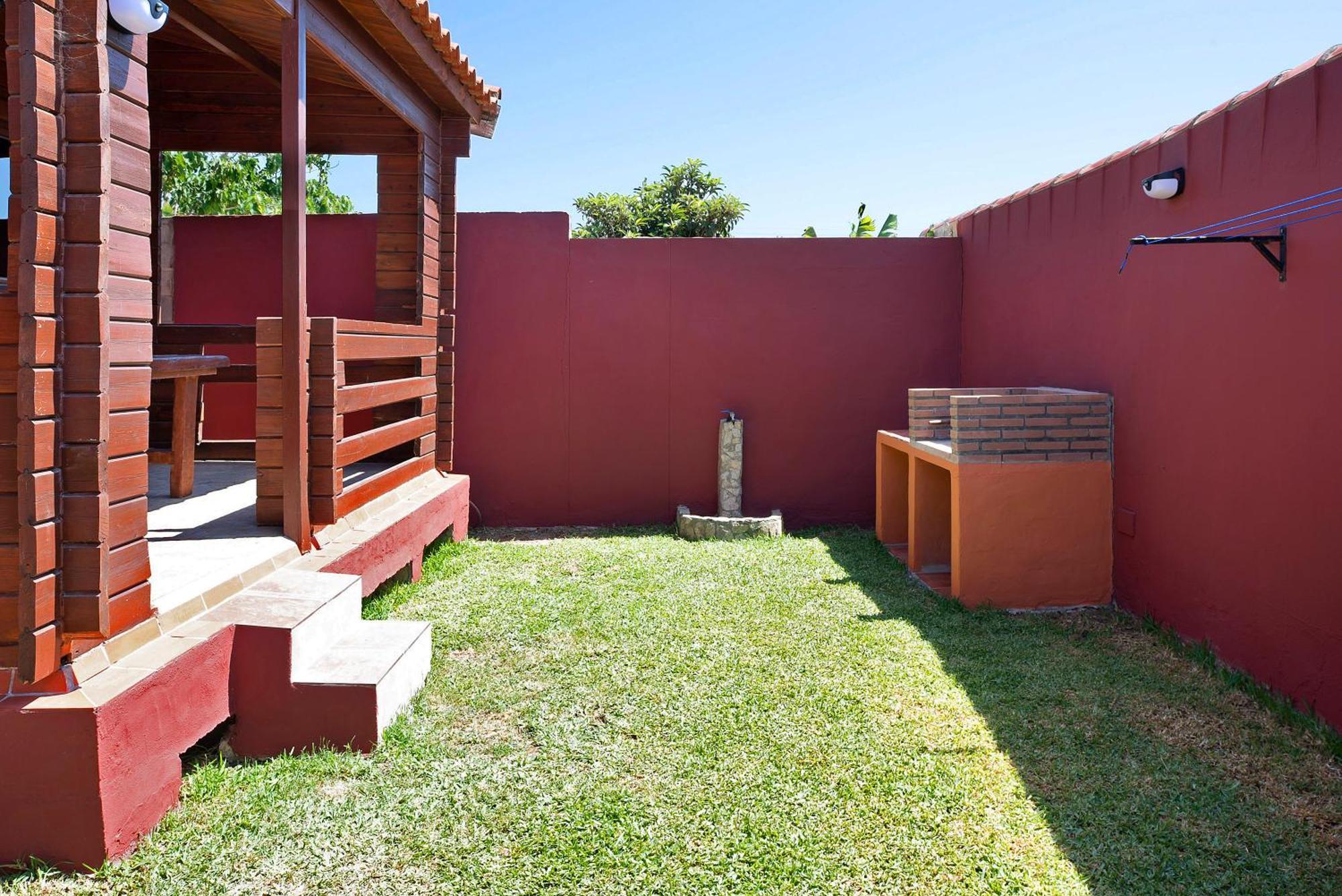 Casa Juana Madera *