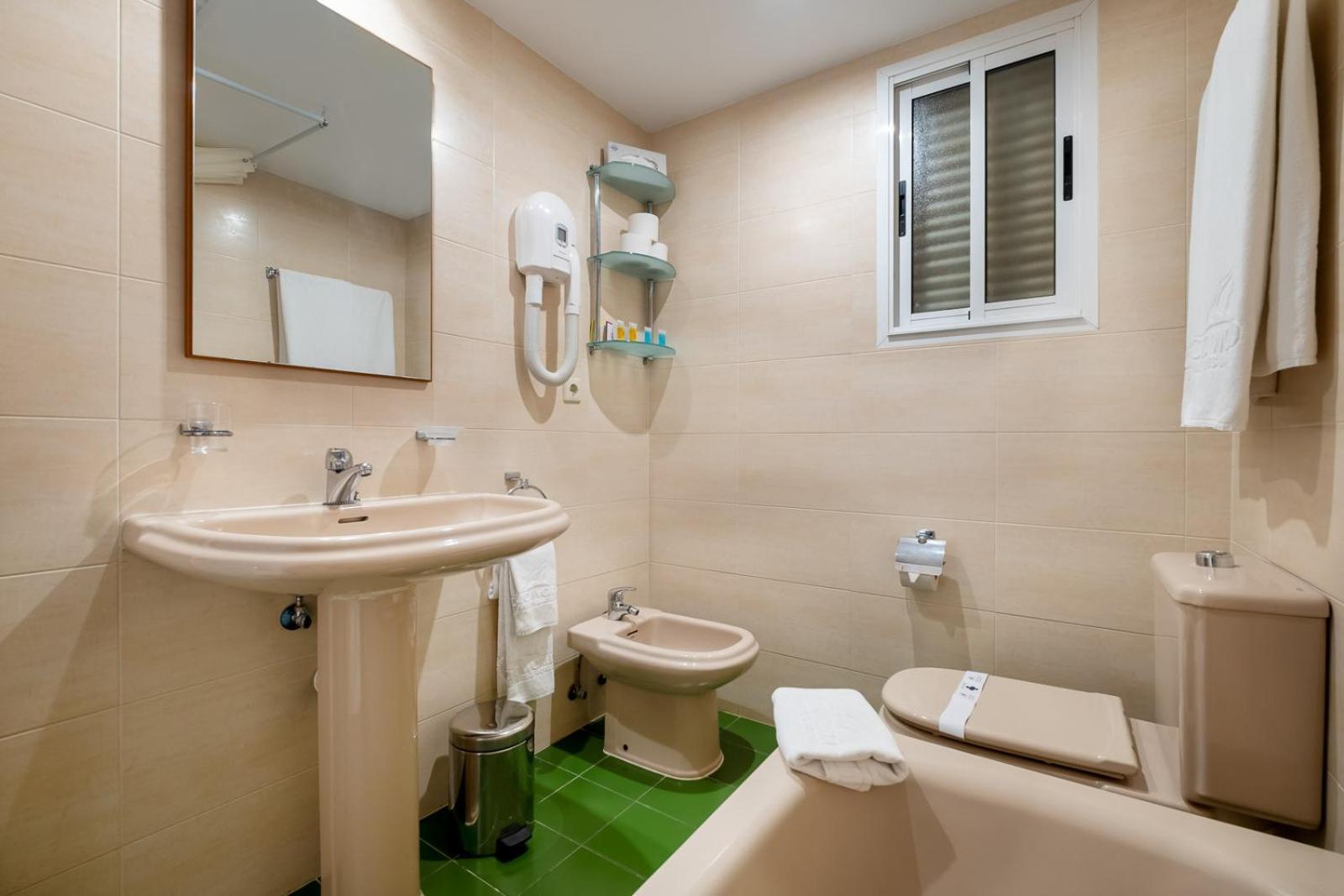Apartment Pueblo Marina Summer Breeze By Alfresco