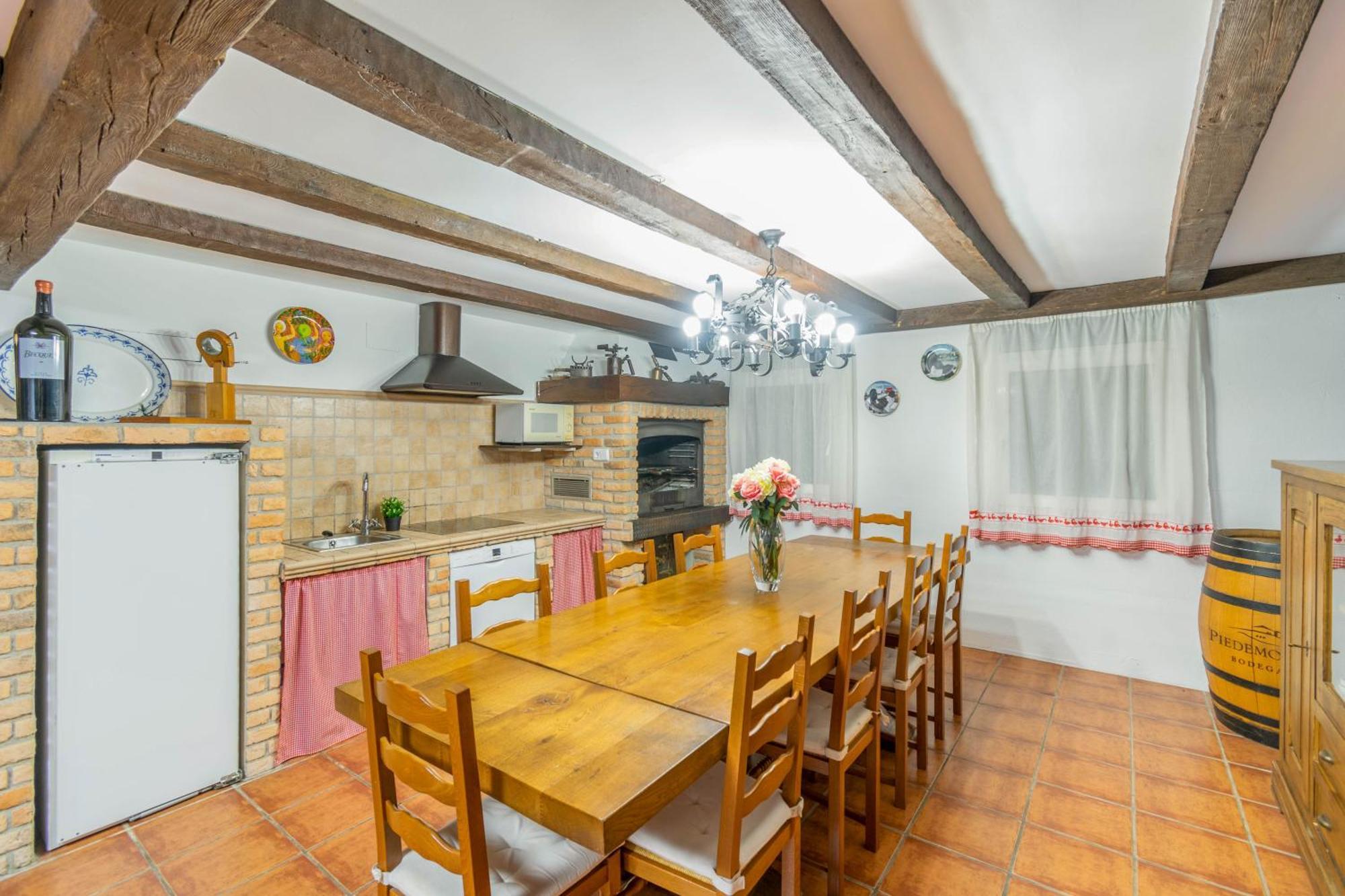 Сasa de vacaciones Casa Valdizarbe, Espectacular Proxima A Pamplona Biurrun