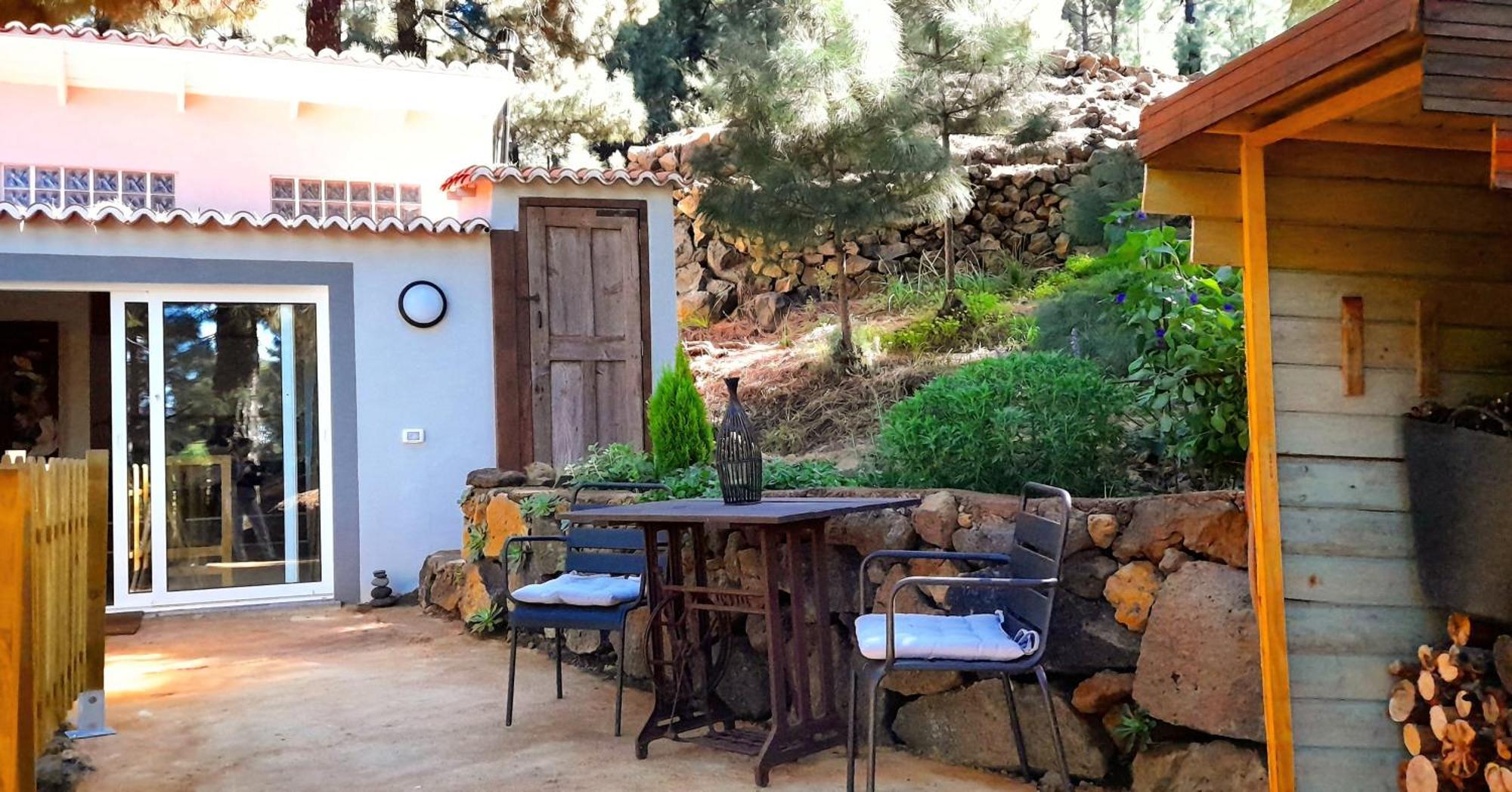 Chalet Casa Aguar: Acogedora Casa De Invitados En El Bosque *