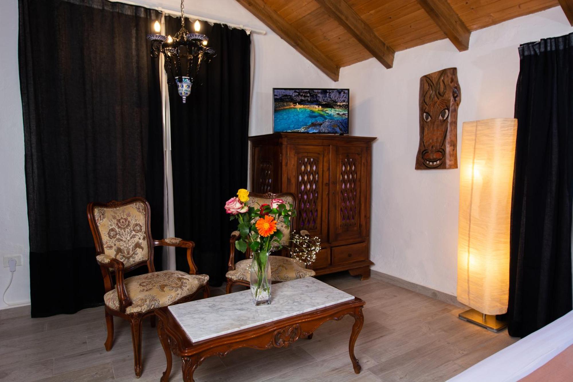 Hotel Geko Los Llanillos