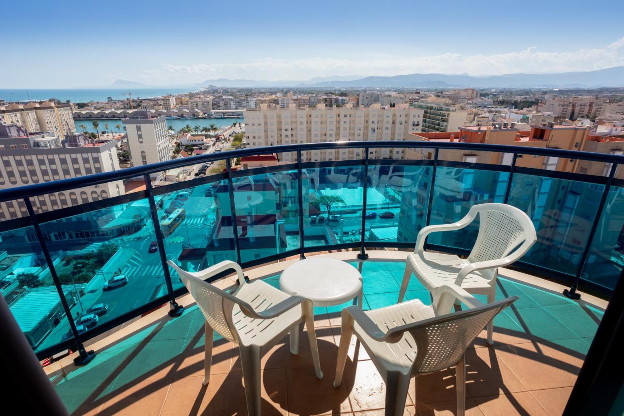Cibeles Playa 3*