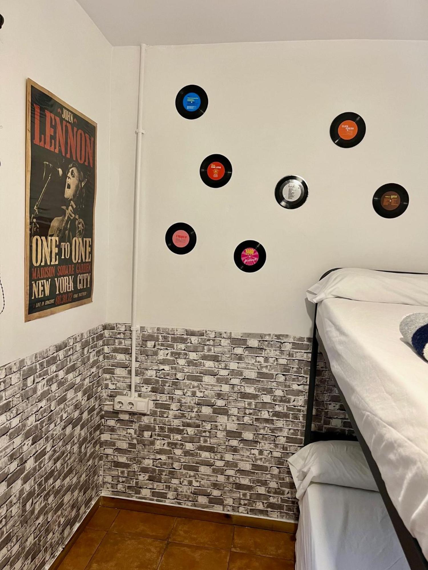 Mucha Masia Rural Urba Hostel El Prat de Llobregat