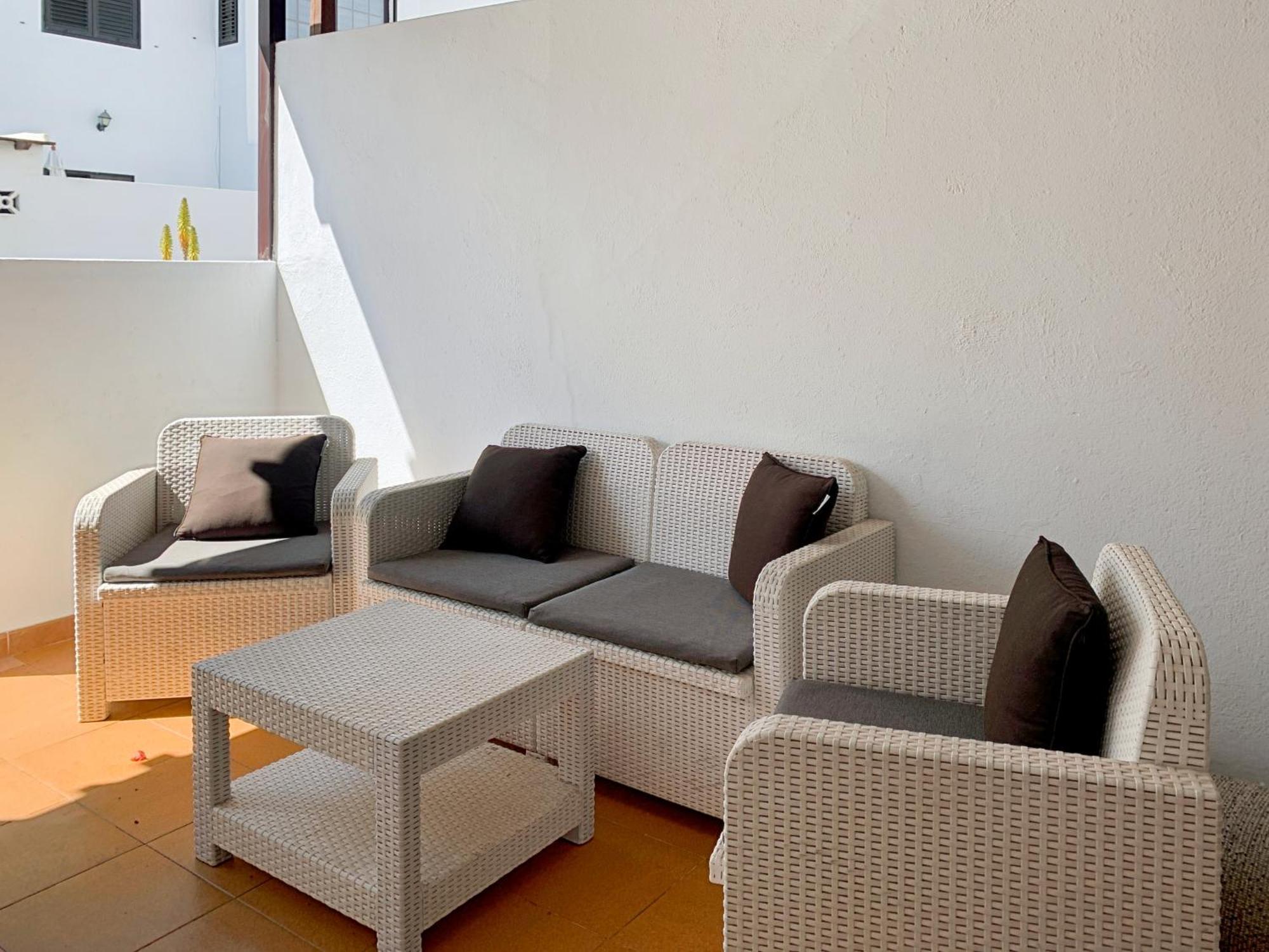 Privadas Cerca De La Playa Y Aeropuerto En Casa Compartida Con Otros Huespedes Holiday home