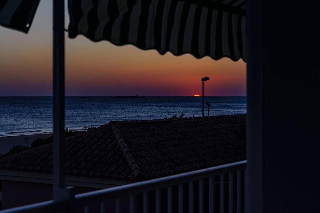 Con Inmejorables Vistas De La Barrosa Apartment *