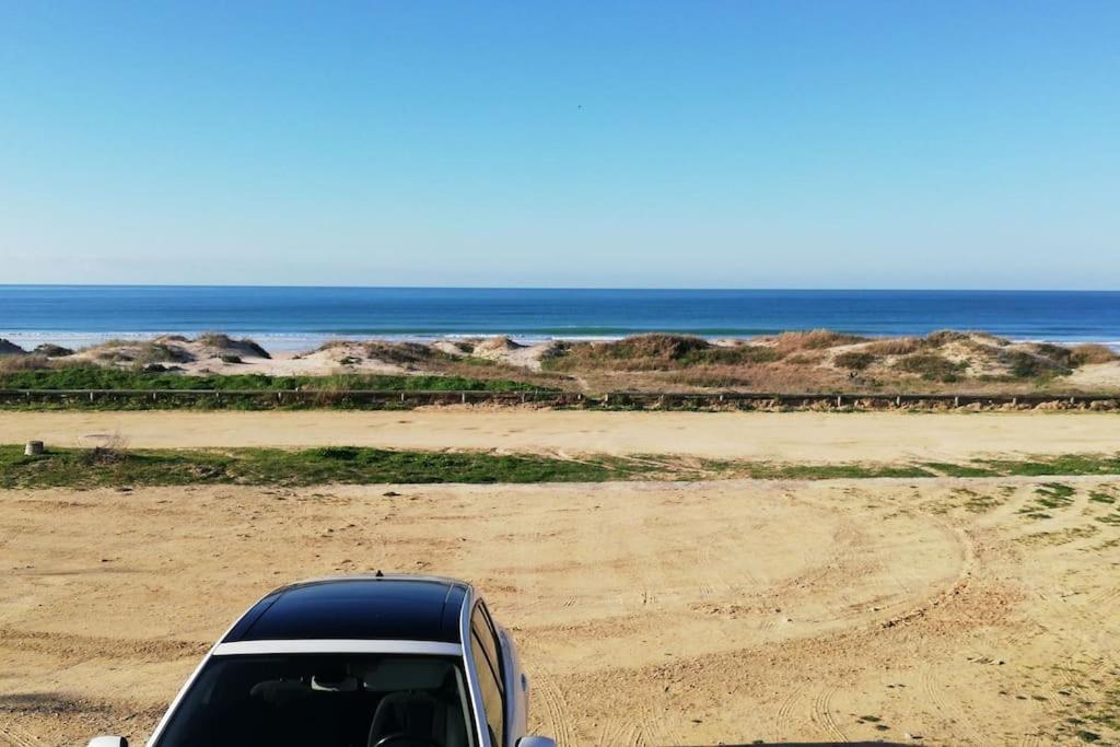 Con Inmejorables Vistas De La Barrosa
