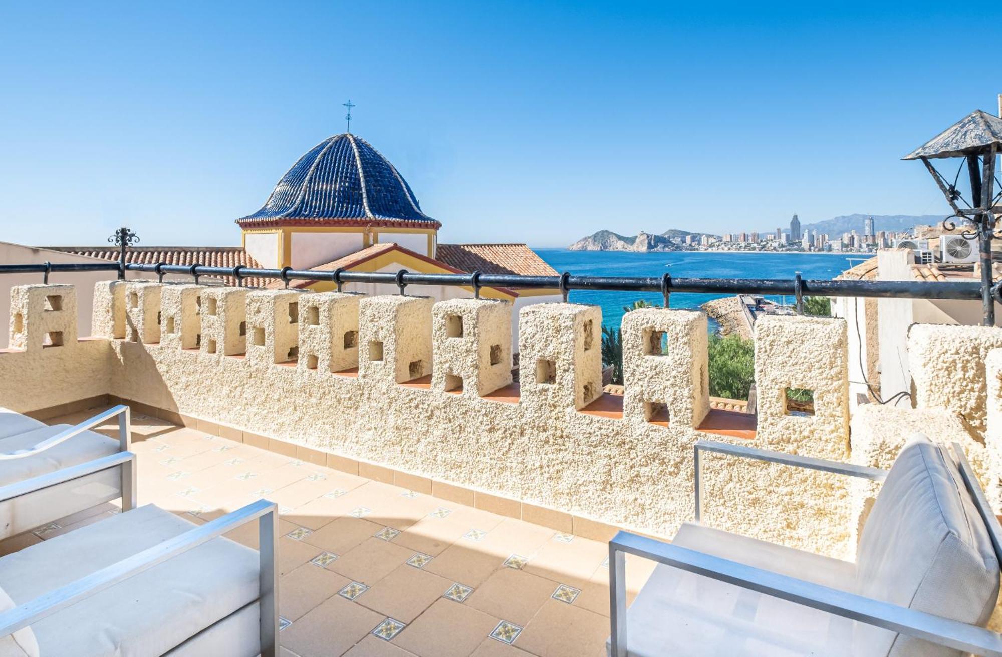 El Castell Old-town Apartment *