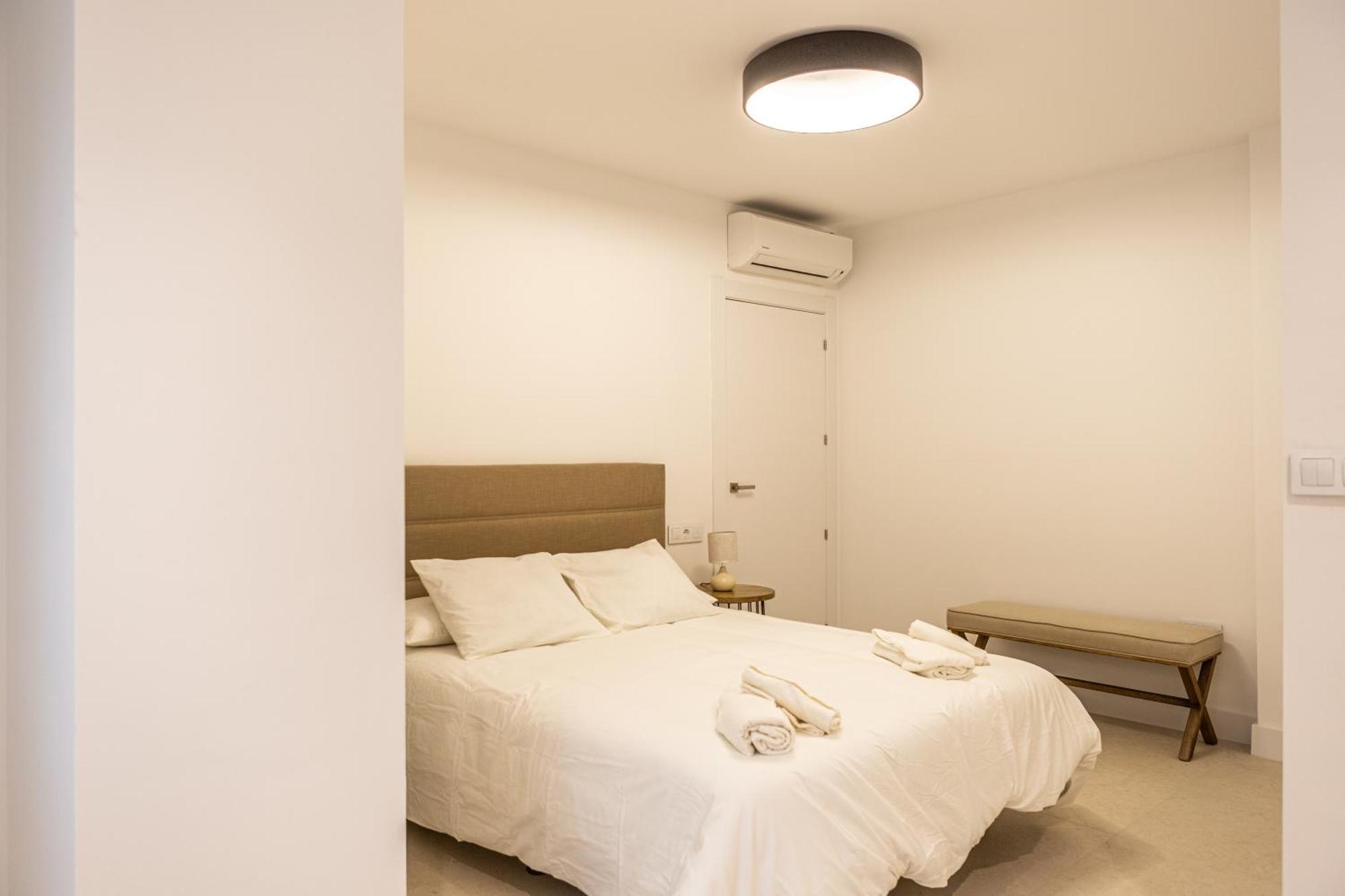 Royar Apartment