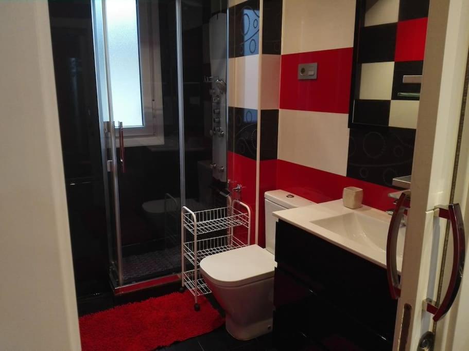 Apartamento Piso Muy Bonito En Zona Tranquila *