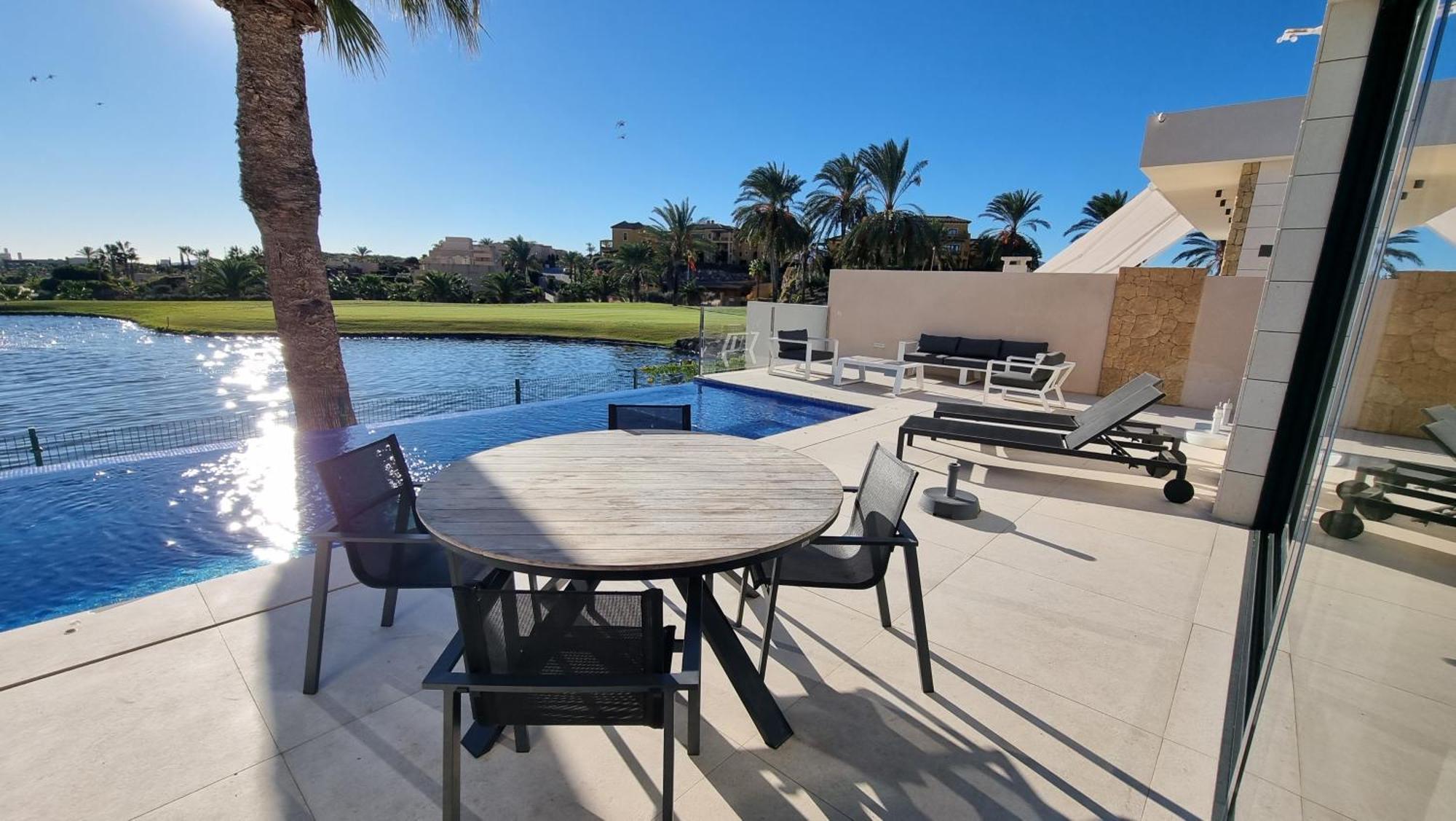 Bella Villa