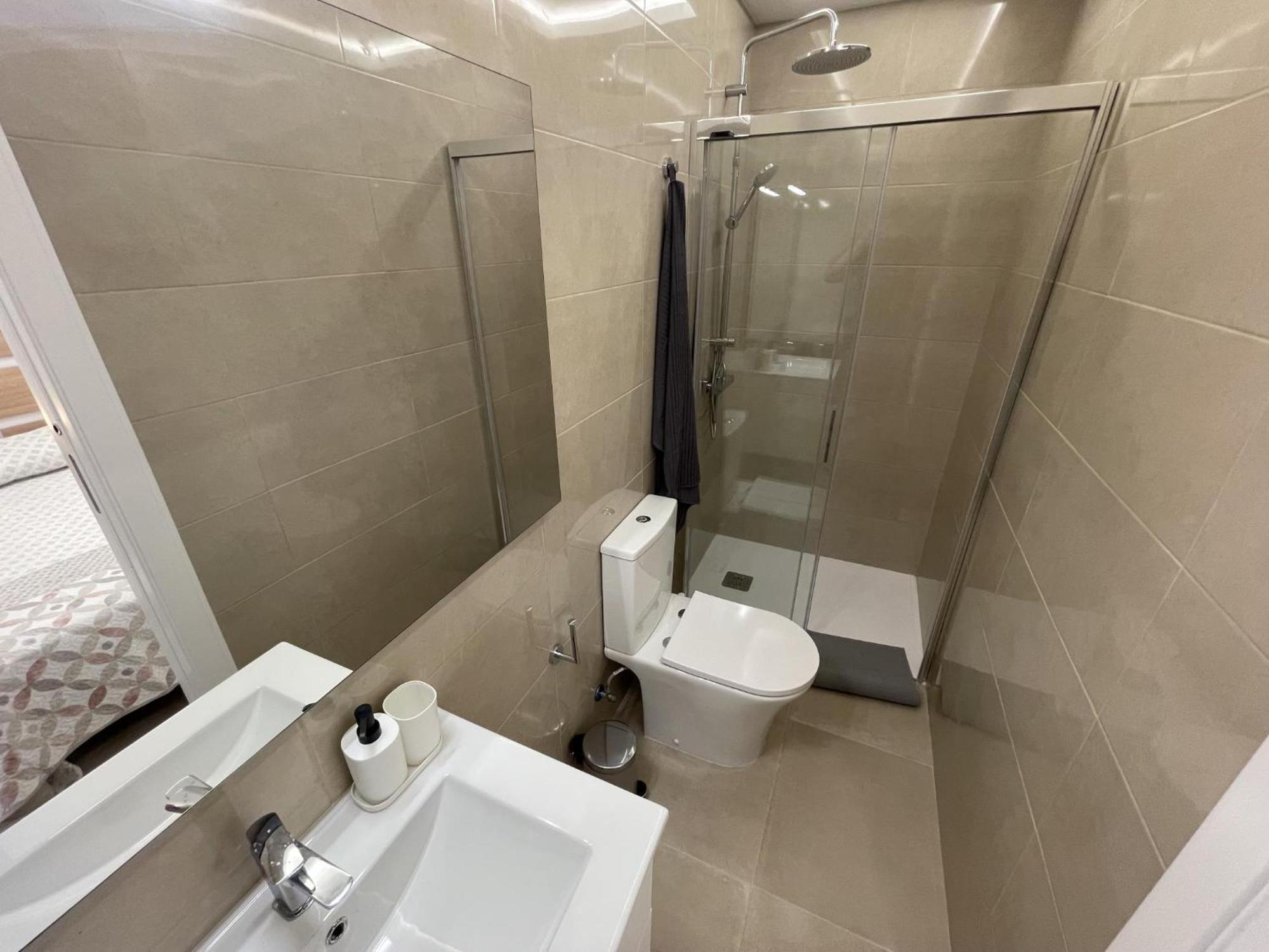 Apartment 11. Beautiful Esmeralda, A/c, Wifi Costa Adeje (Tenerife)