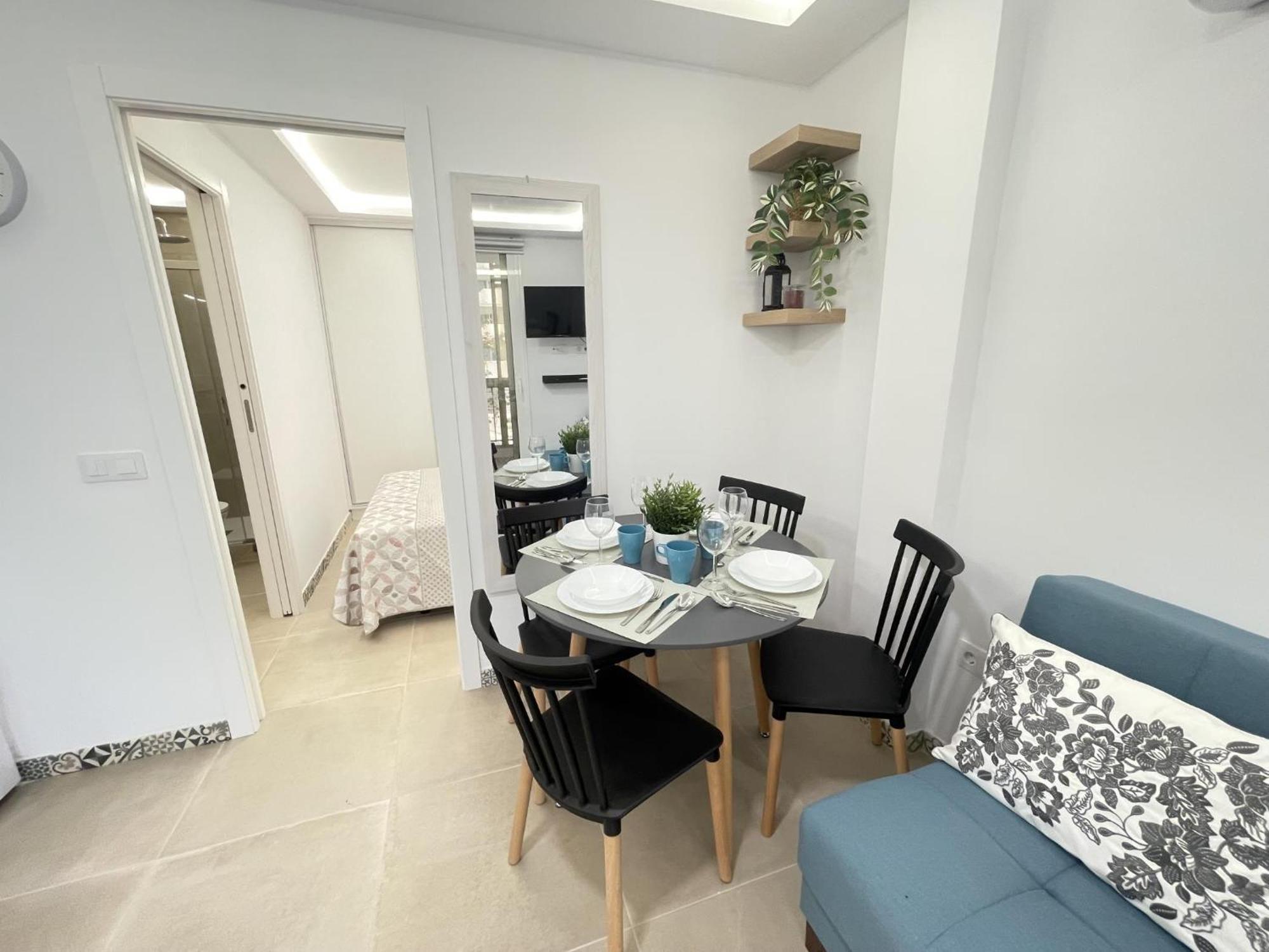 Apartment 11. Beautiful Esmeralda, A/c, Wifi Costa Adeje (Tenerife)