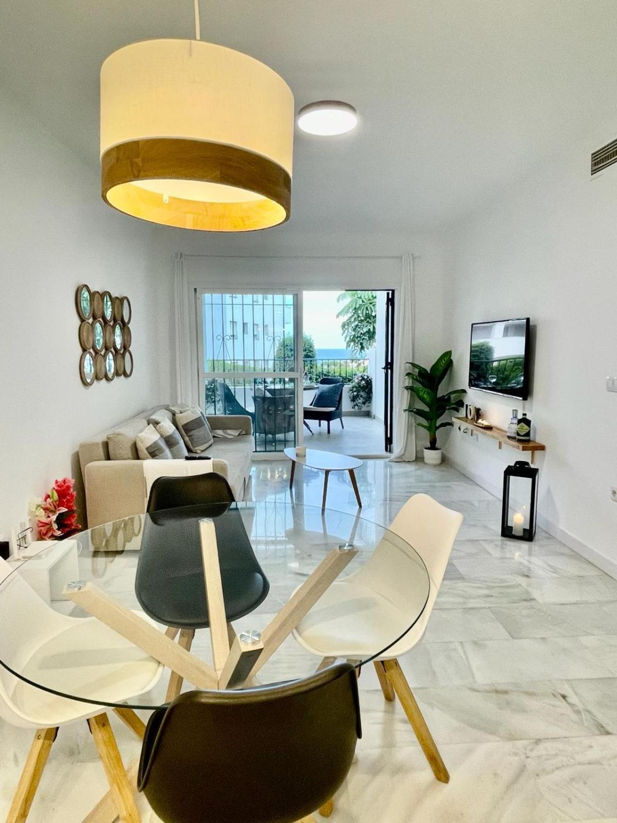2 Bed Ground Floor With Pool & Parking Apartment La Cala De Mijas