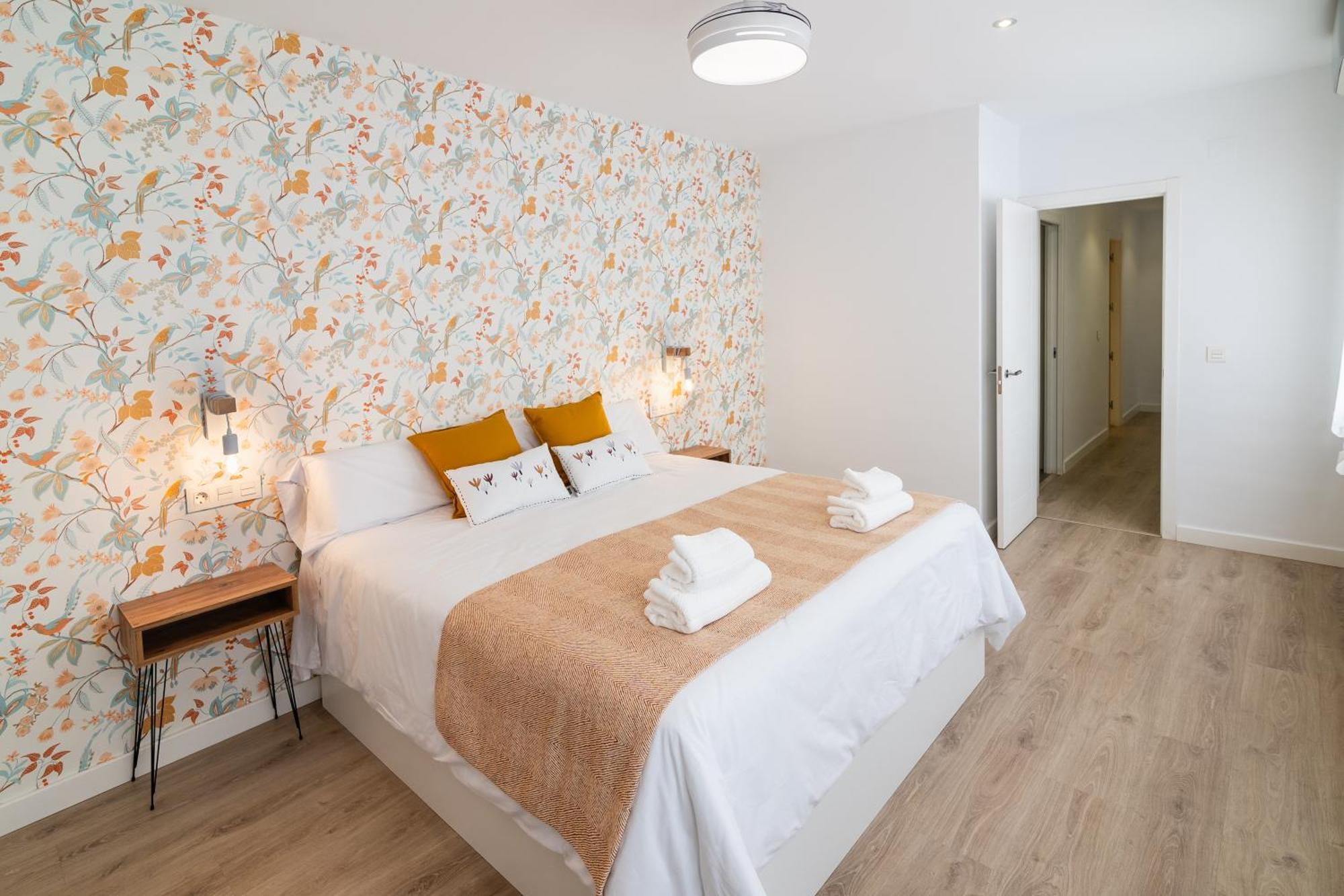 New! Antala - Patios De Apartamento *