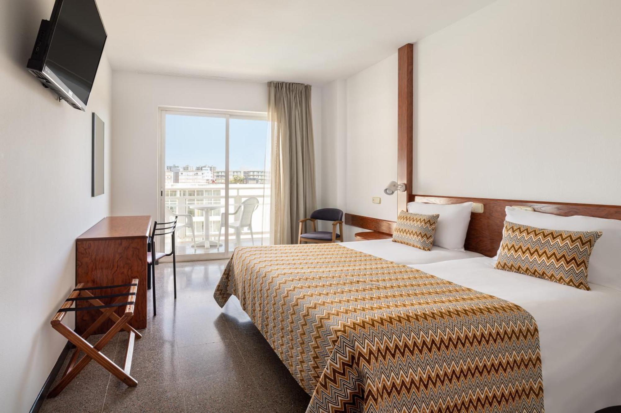 Hotel Htop Platja Park #htopfun 4*