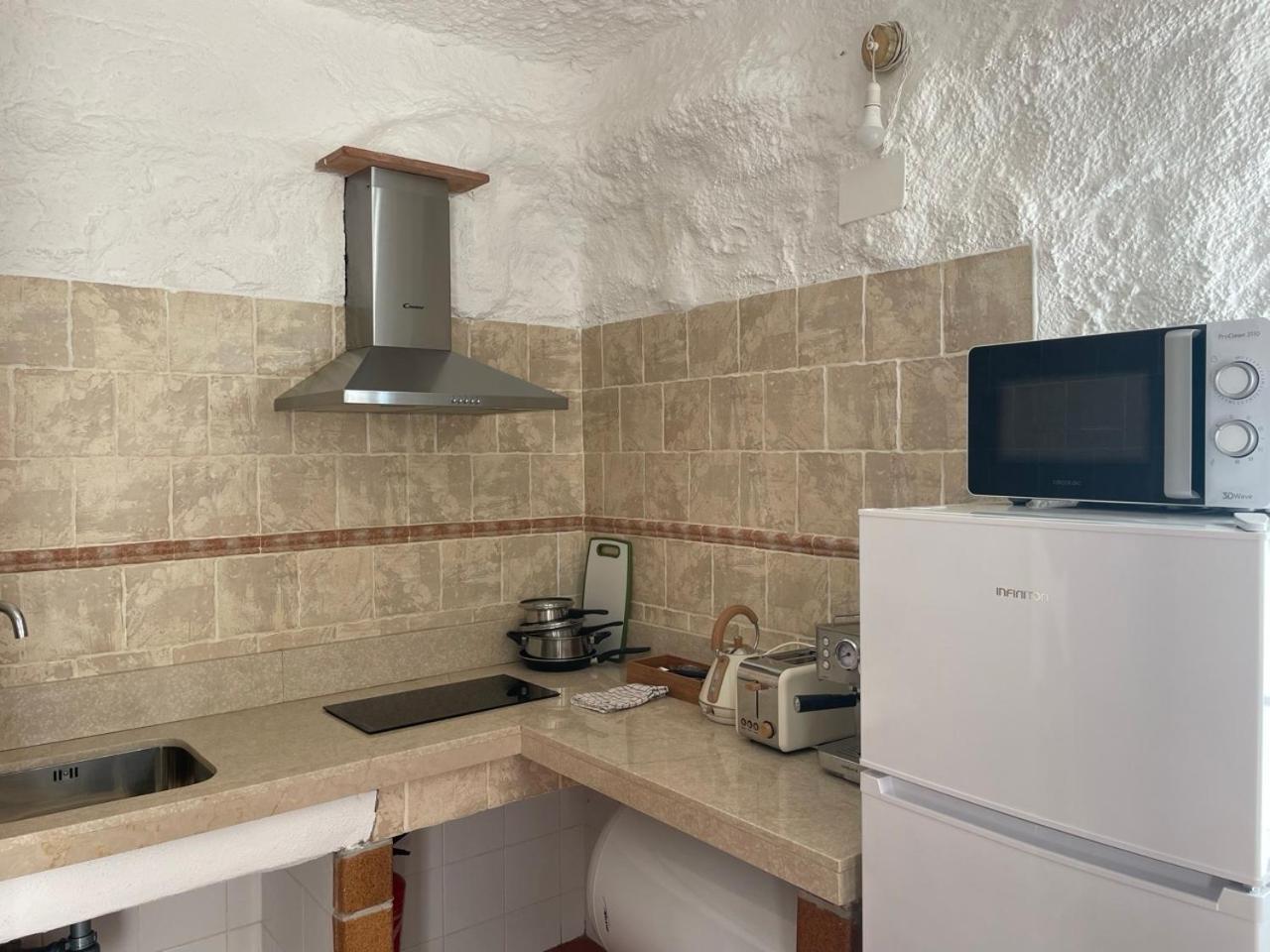 Apartahotel Cuevas El Atochal Origenes