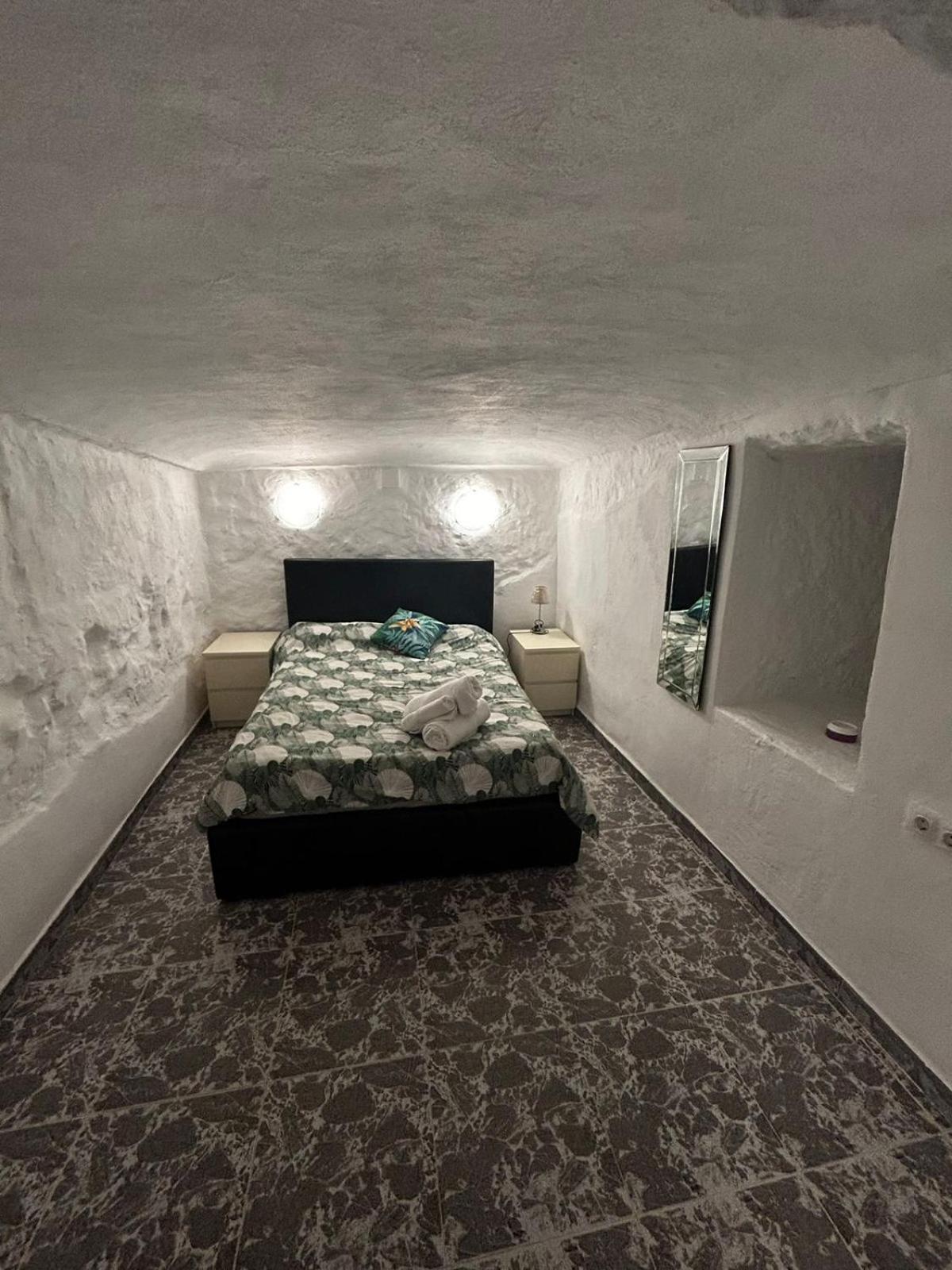 The Crystal Cave Holiday home