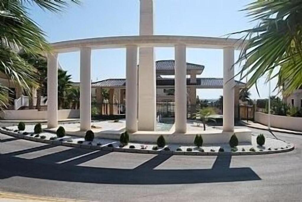Prestigious Dona Pepa 2 Urbanisation With Shared Pool