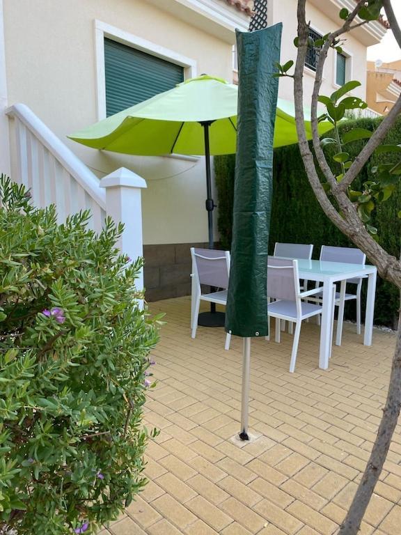 Prestigious Dona Pepa 2 Urbanisation With Shared Pool Holiday home Ciudad Quesada