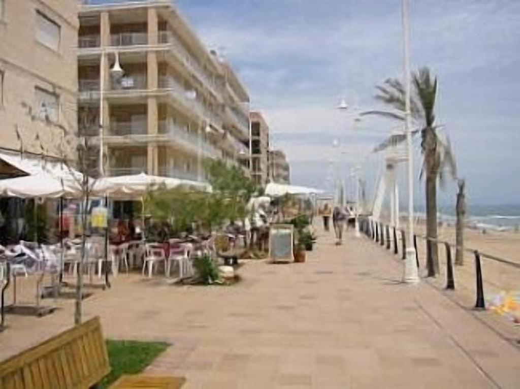 Prestigious Dona Pepa 2 Urbanisation With Shared Pool