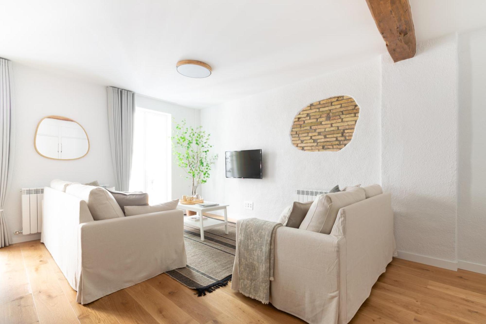 Increible, Amplio, Comodo Y Centrico Apartamento Pamplona