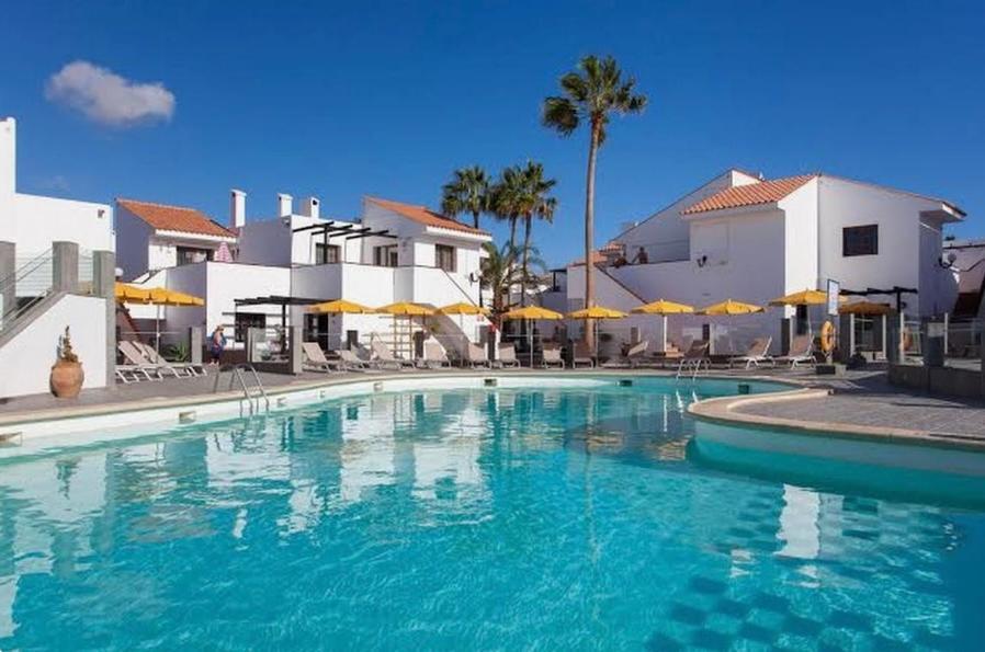 Lovely Newly Refurbished 1 Bedroom Flat Minutes From Sandy Beach,private Terrace Apartment *