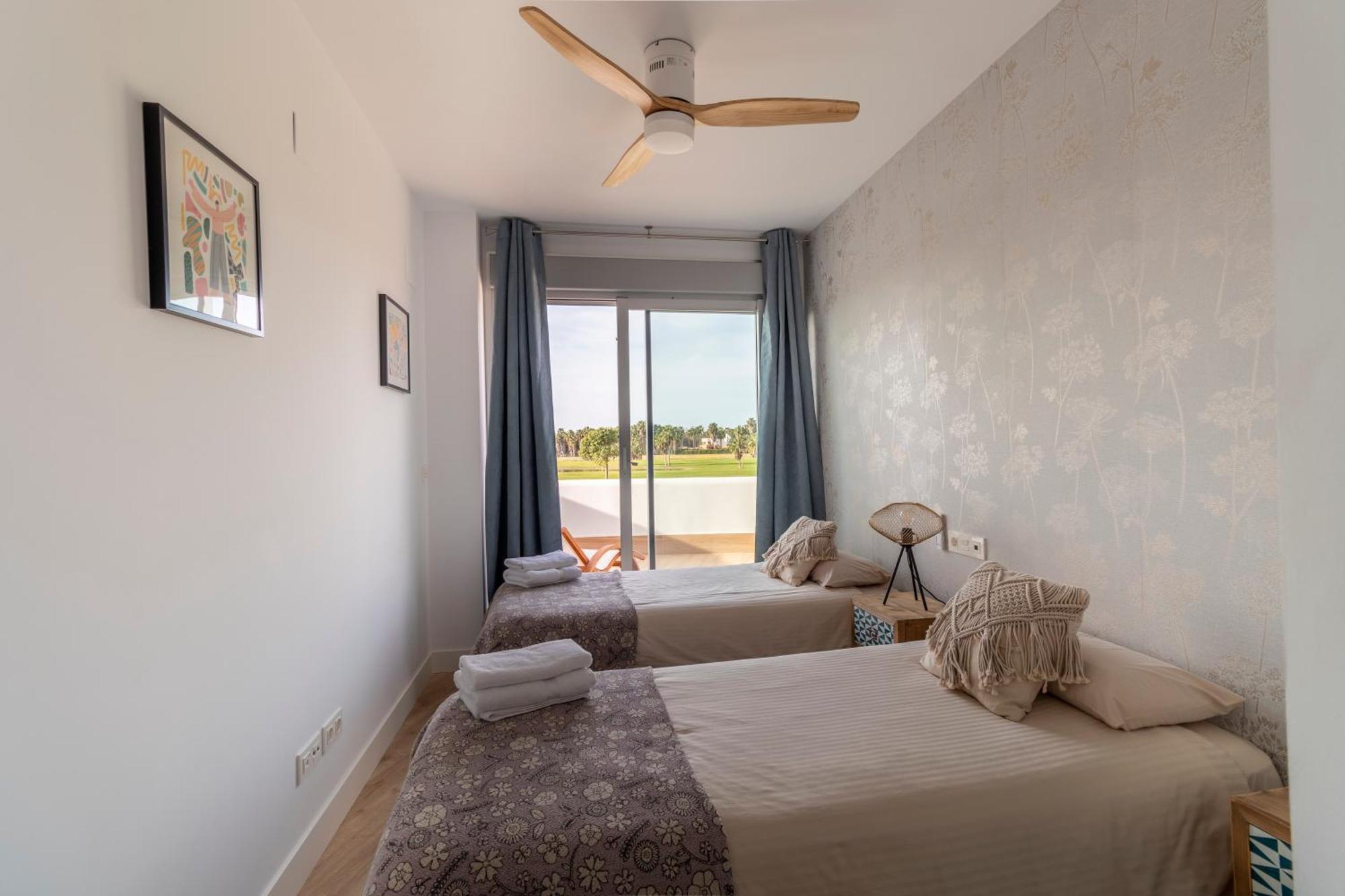 Rentitspain Serena Terraza Con Vista A Golf * Motril