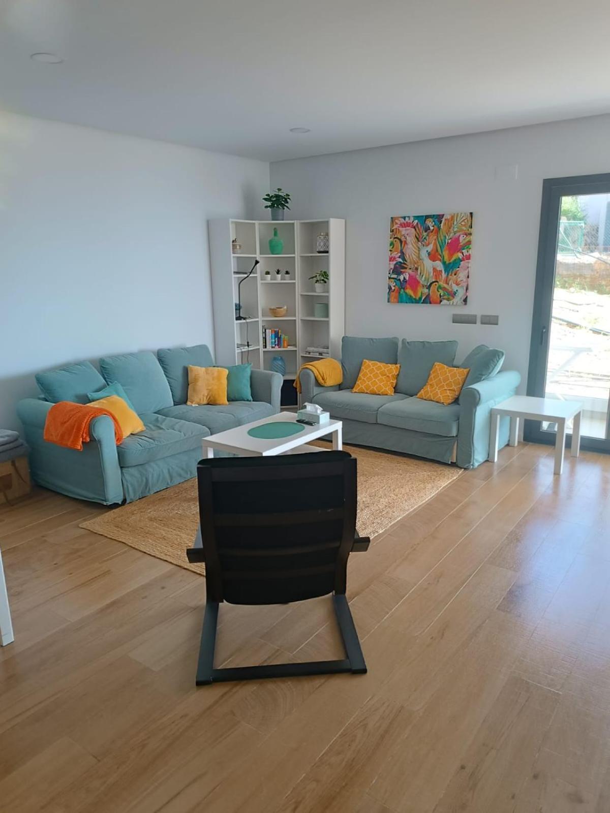 Moderni Byt S Vyhledem Na More Ve Meste Alcaidesa Apartment *