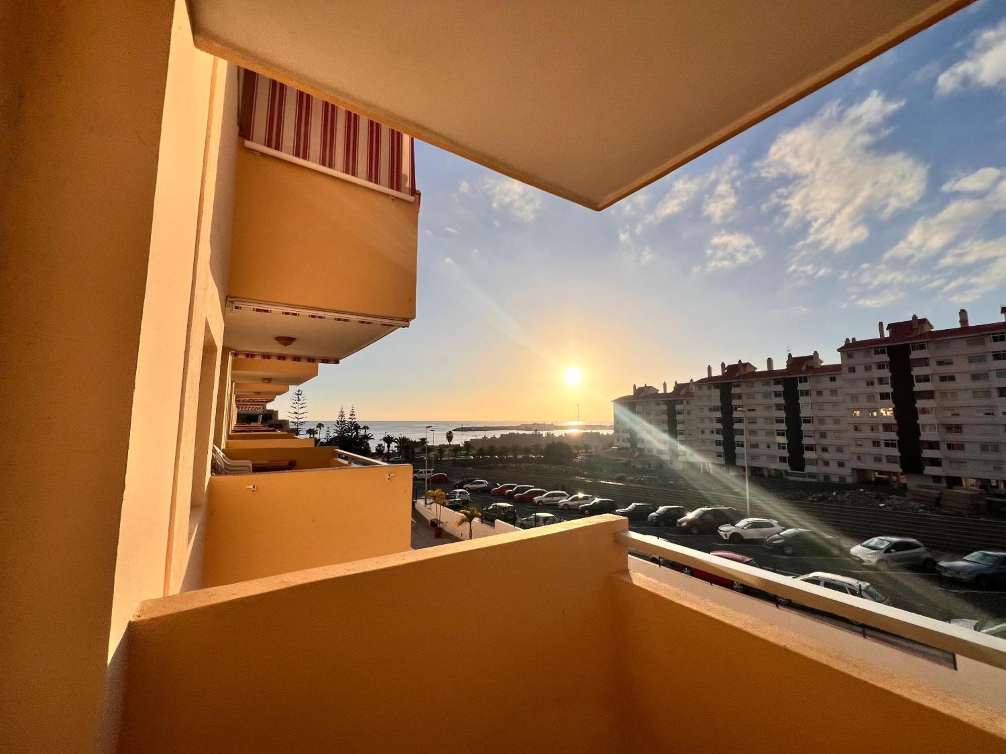 Seaview And Sunset Cristianos Apartment *
