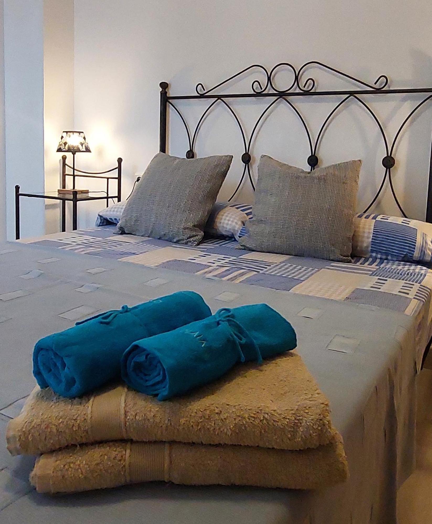 Atico Duplex Exclusivo Con Amplias Terrazas, Piscina Y Vistas Al Mar En Ametlla De Mar Apartment L'Ametlla de Mar