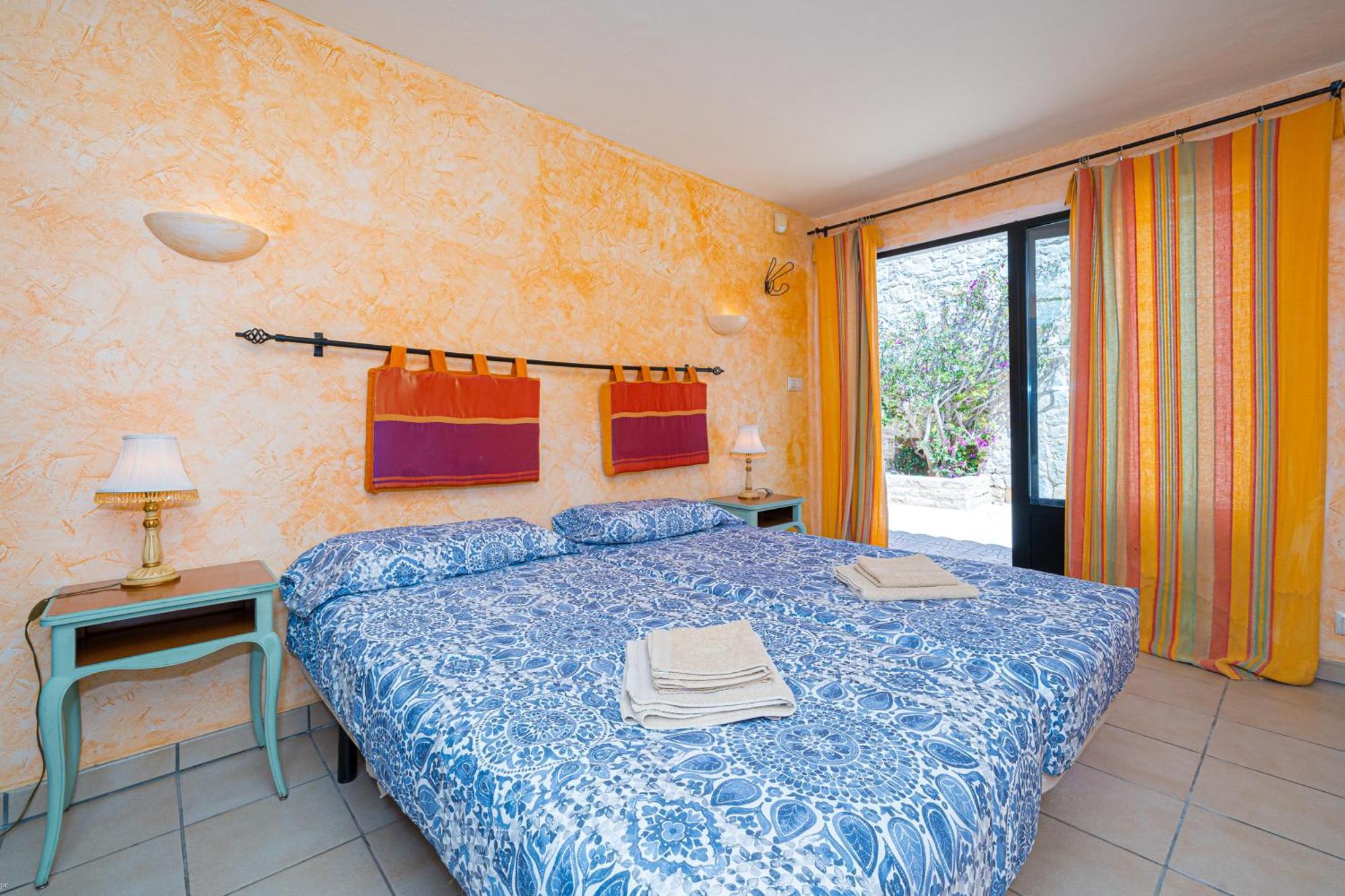 Villa Stunning Carichel Blanc