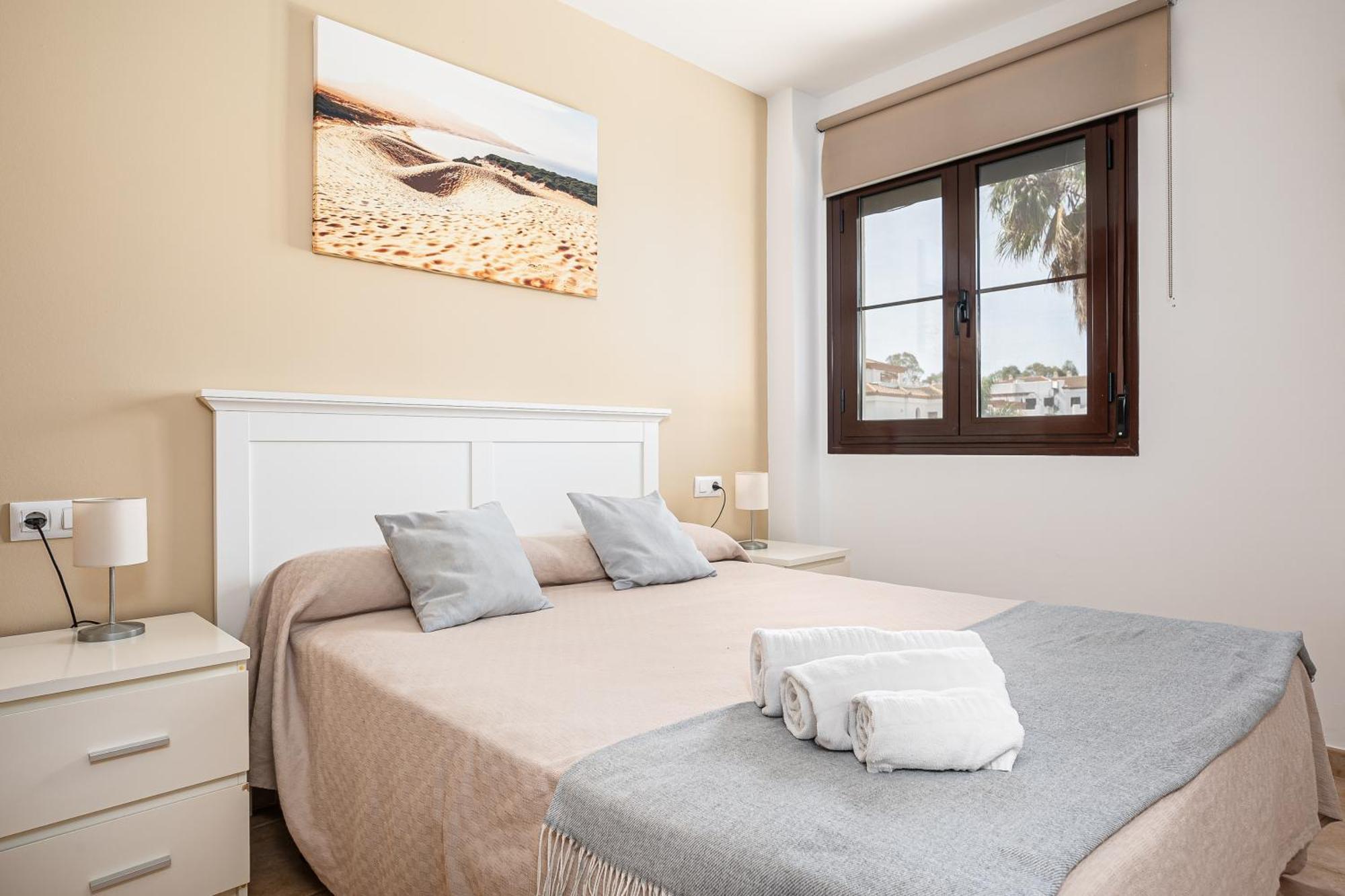 Apartamento Familiar Muy Soleado Cerca De La Playa Y Parking Incluido Chiclana de la Frontera