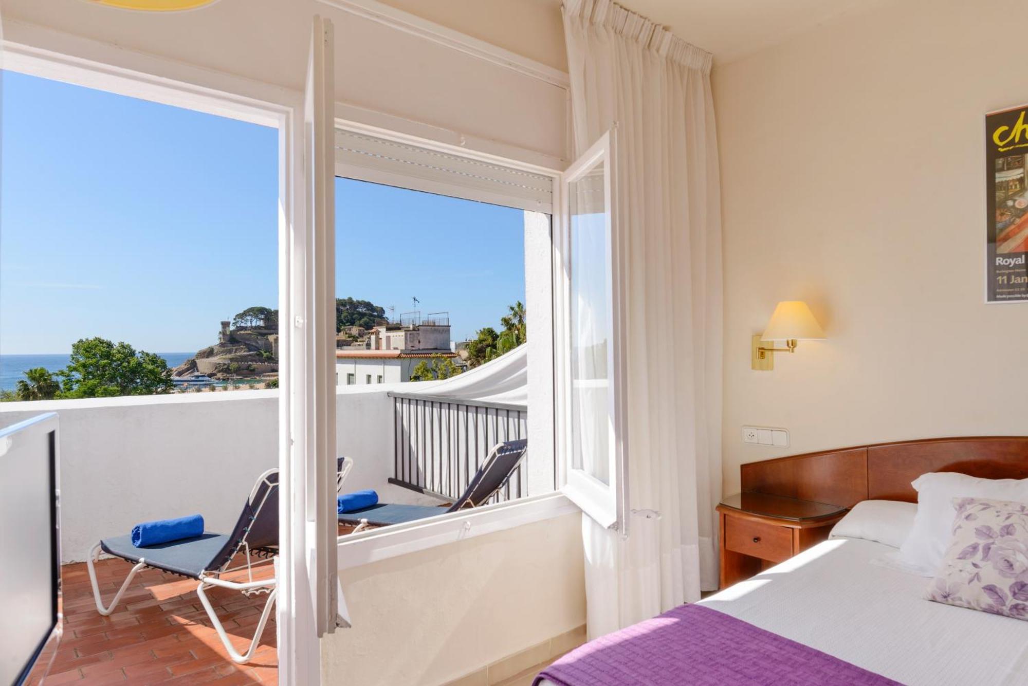 Avenida Hotel