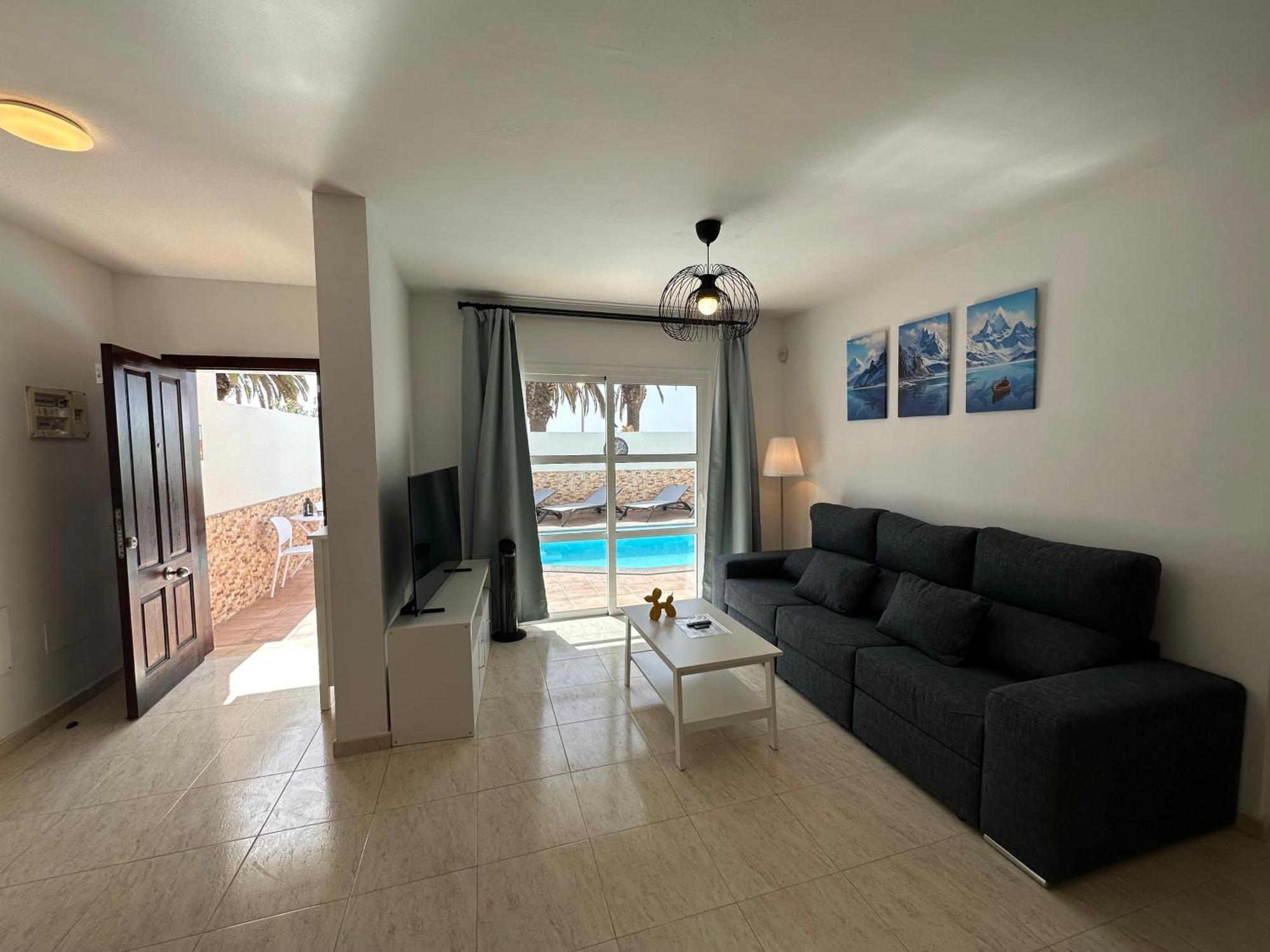 Crotos Villa Costa Teguise